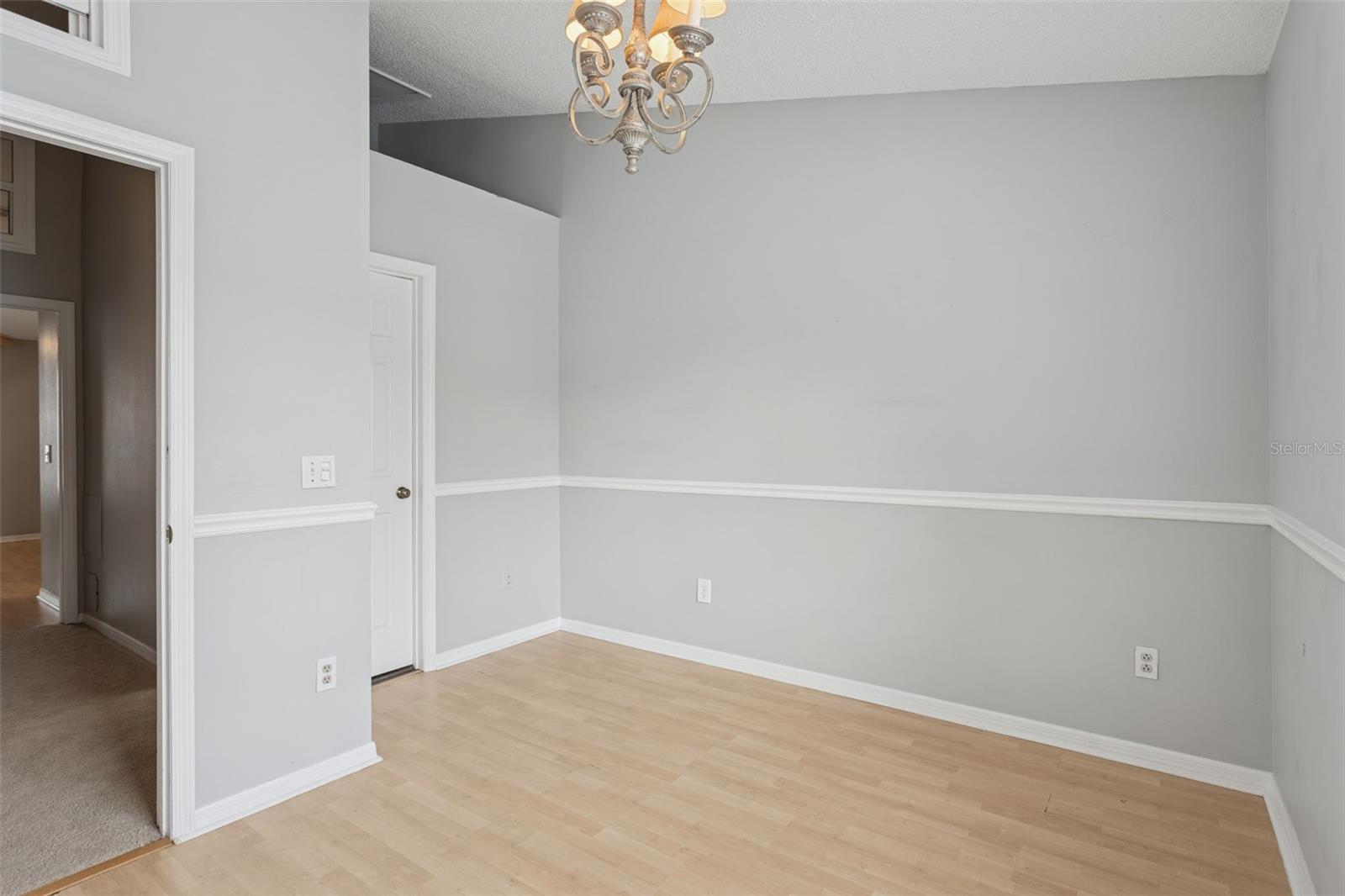 Image 15 of 25 For 11356 Stratton Park Drive