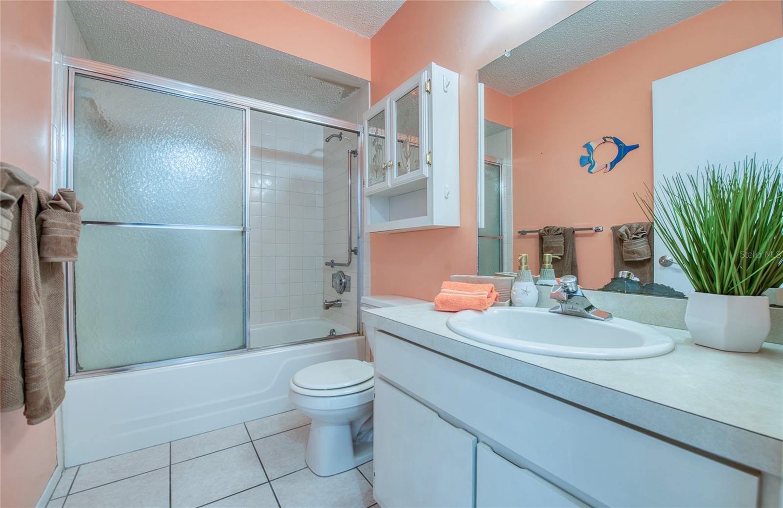 Image 9 of 21 For 13811 Mission Oaks Boulevard E