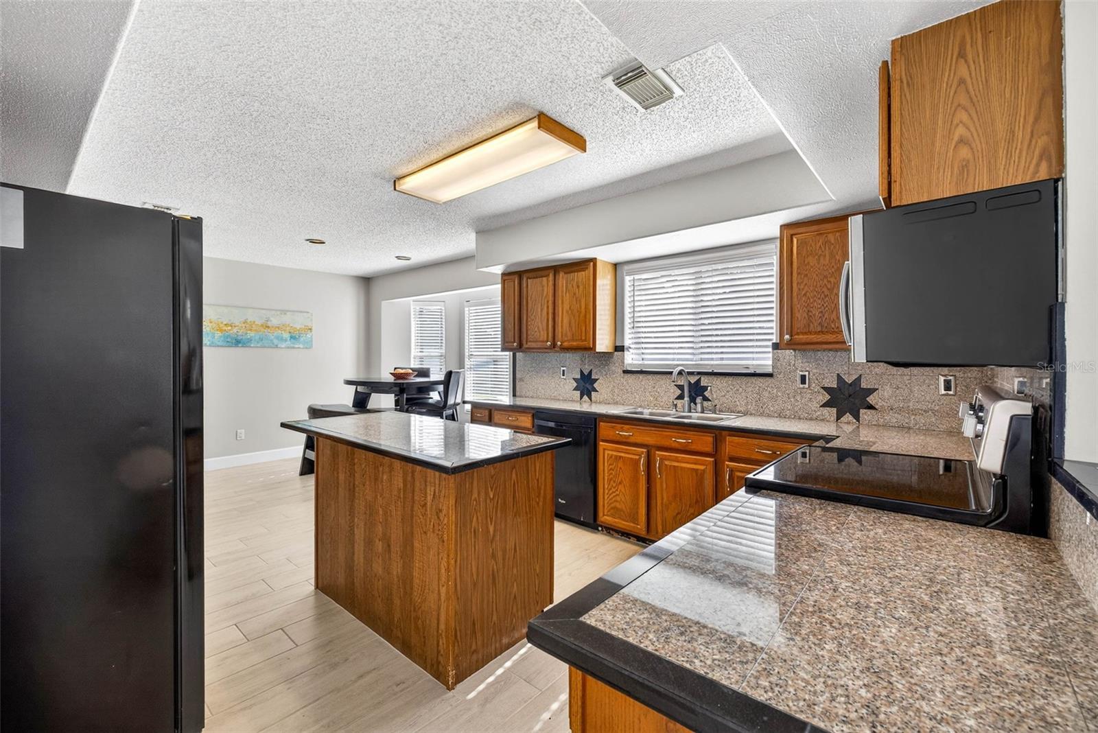 Image 14 of 35 For 6606 Terrapin Court