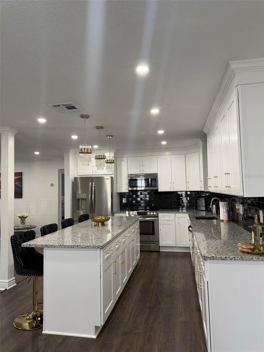 Image 23 of 26 For 1619 Linwood Drive