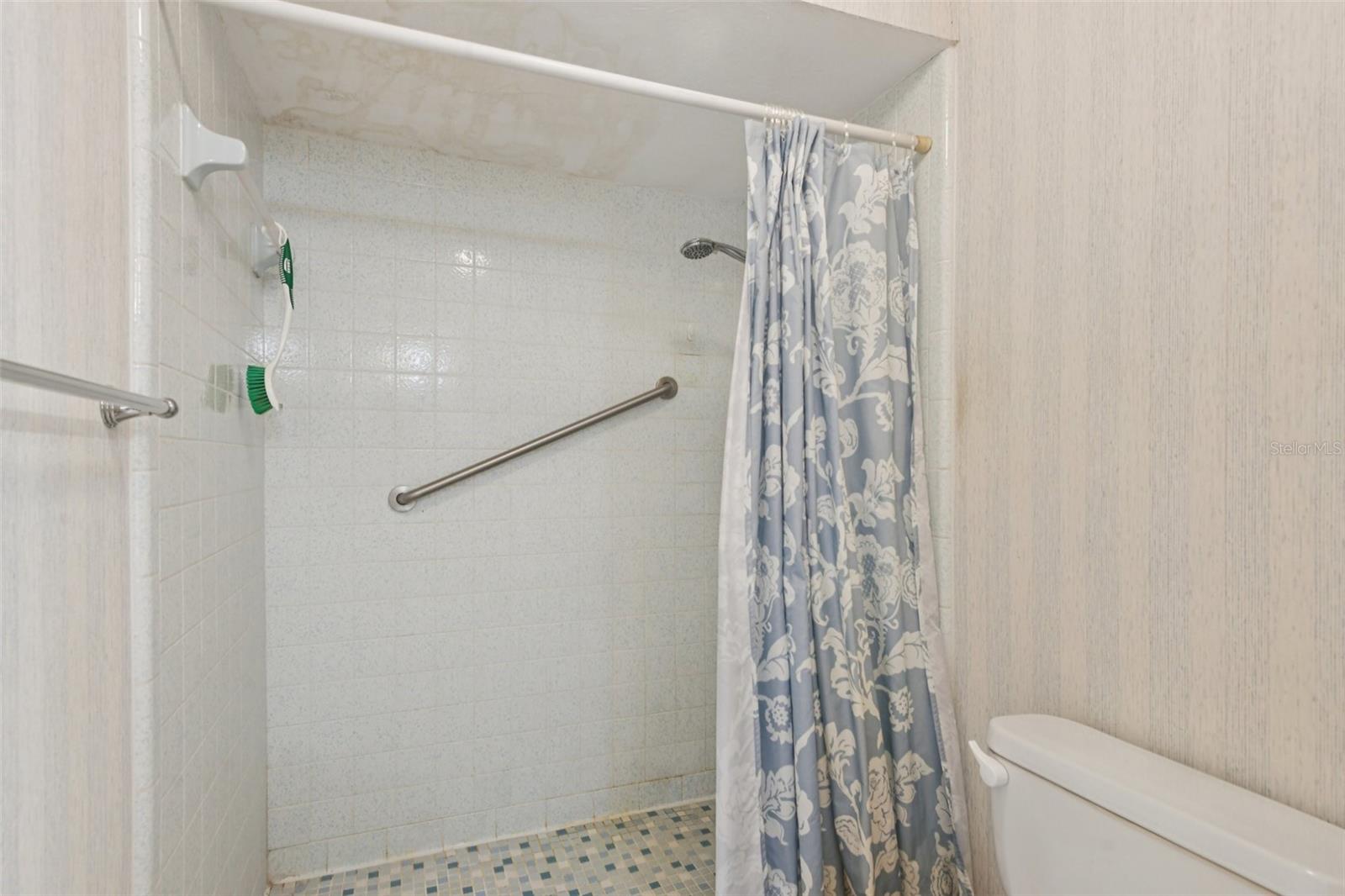 Image 19 of 36 For 350 Florida Boulevard