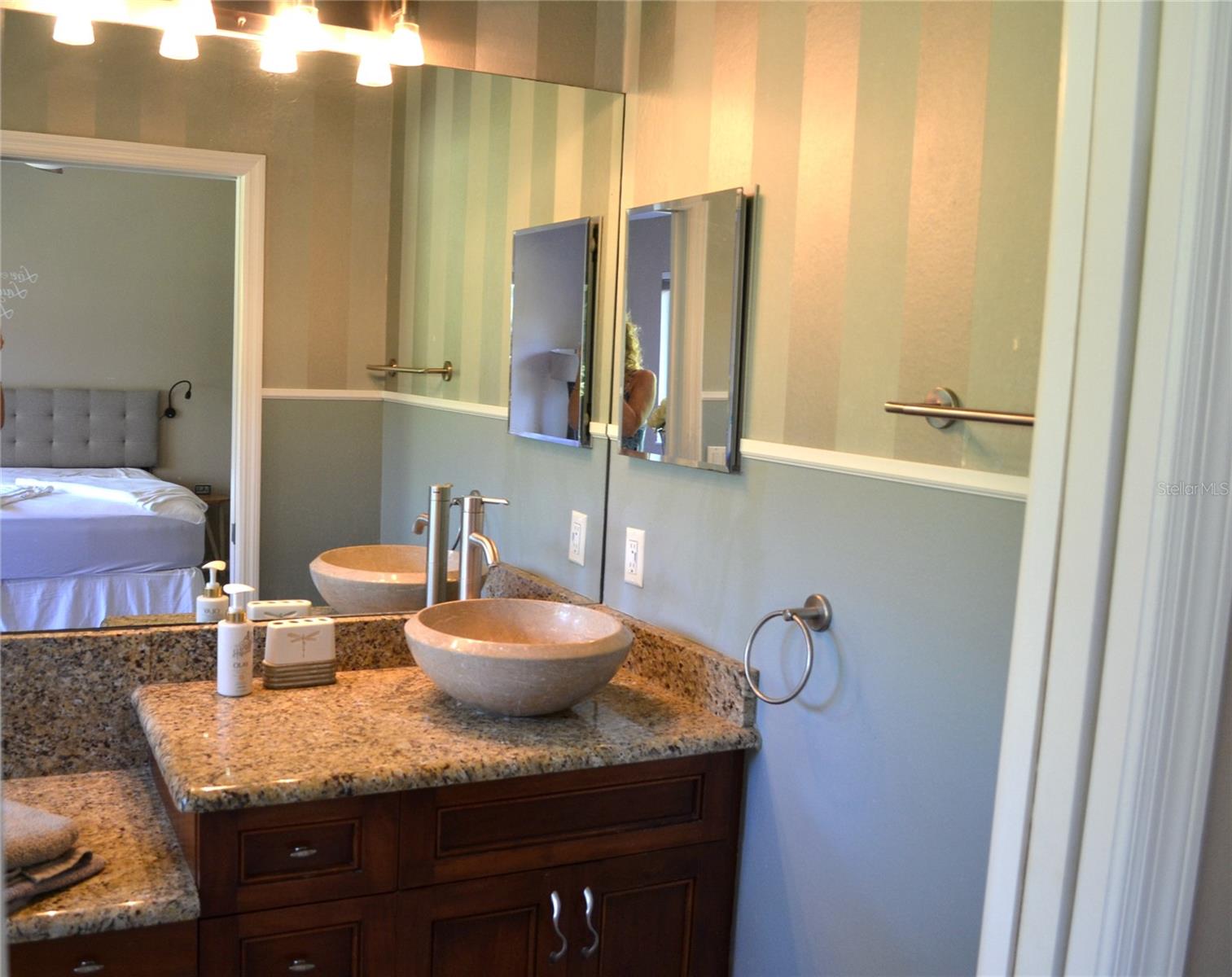 Image 19 of 48 For 11158 Kapok Grand Circle