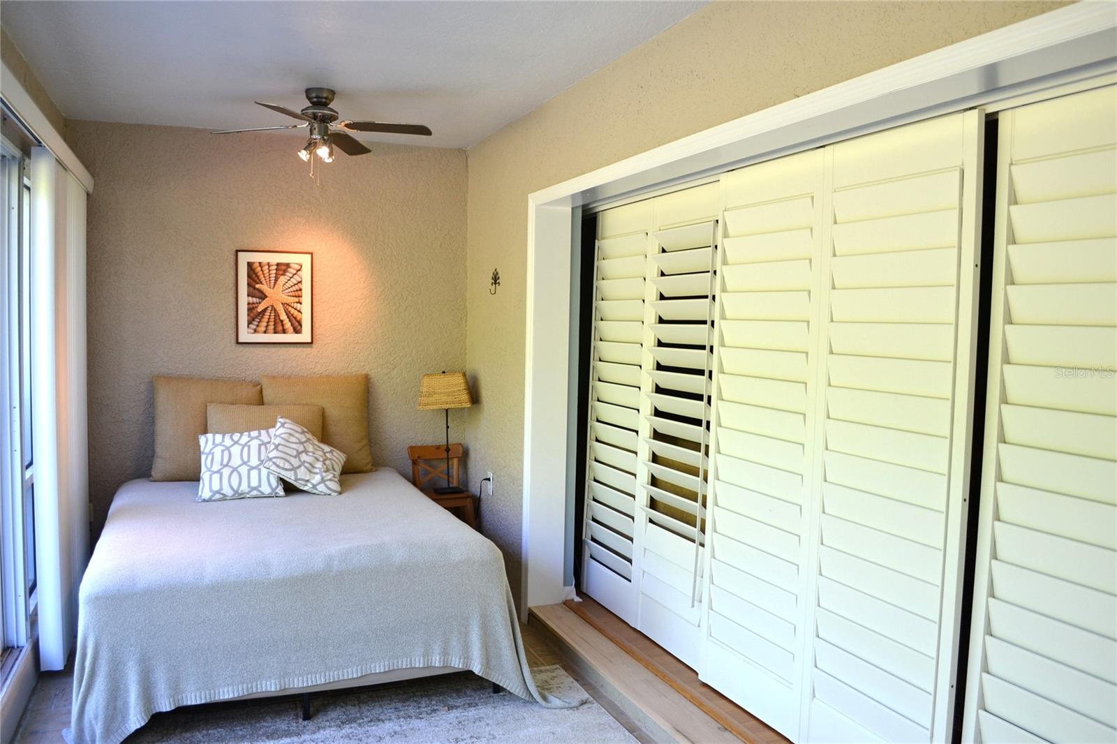 Image 31 of 48 For 11158 Kapok Grand Circle