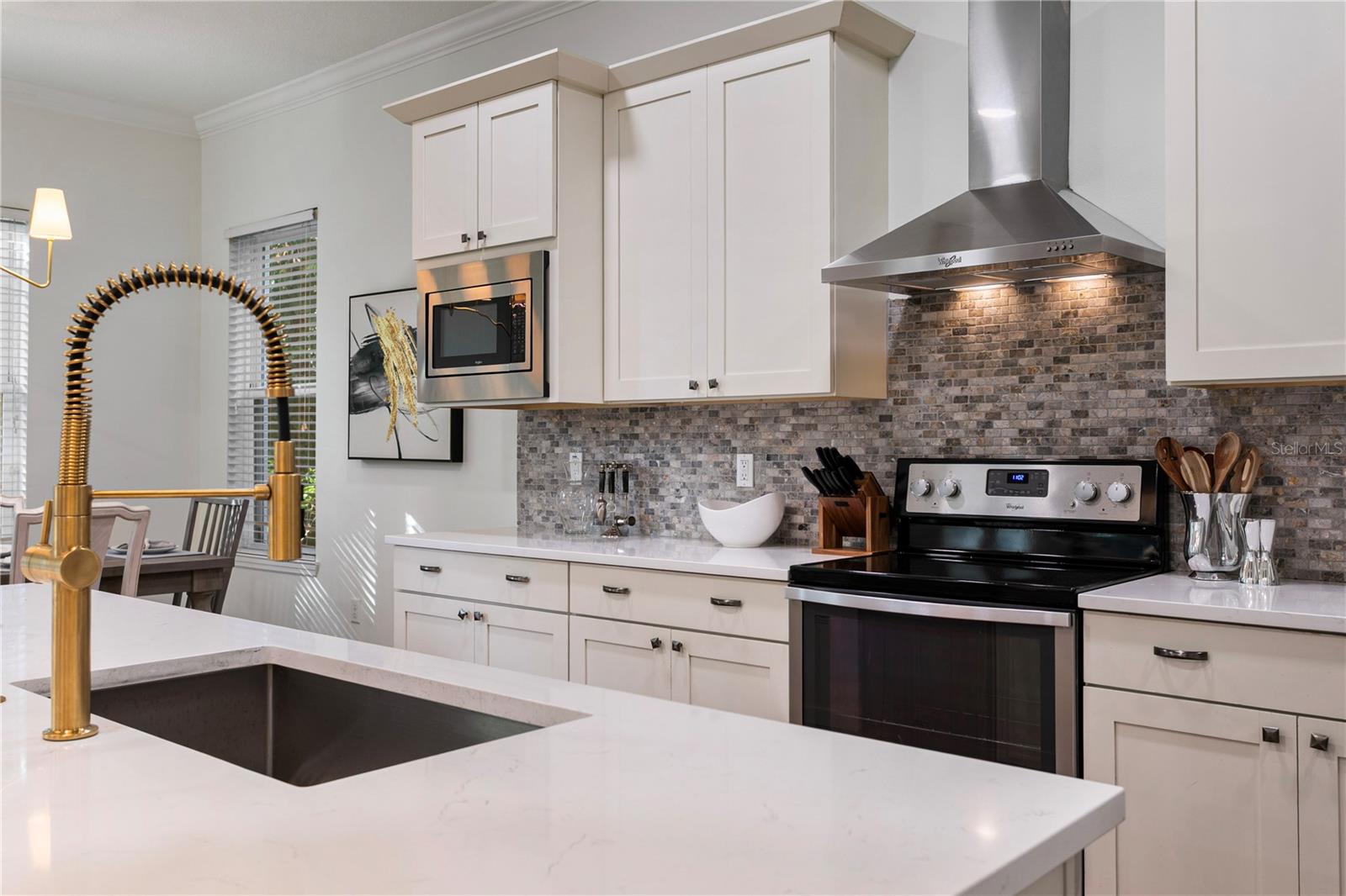 Image 19 of 67 For 2914 San Jose Street