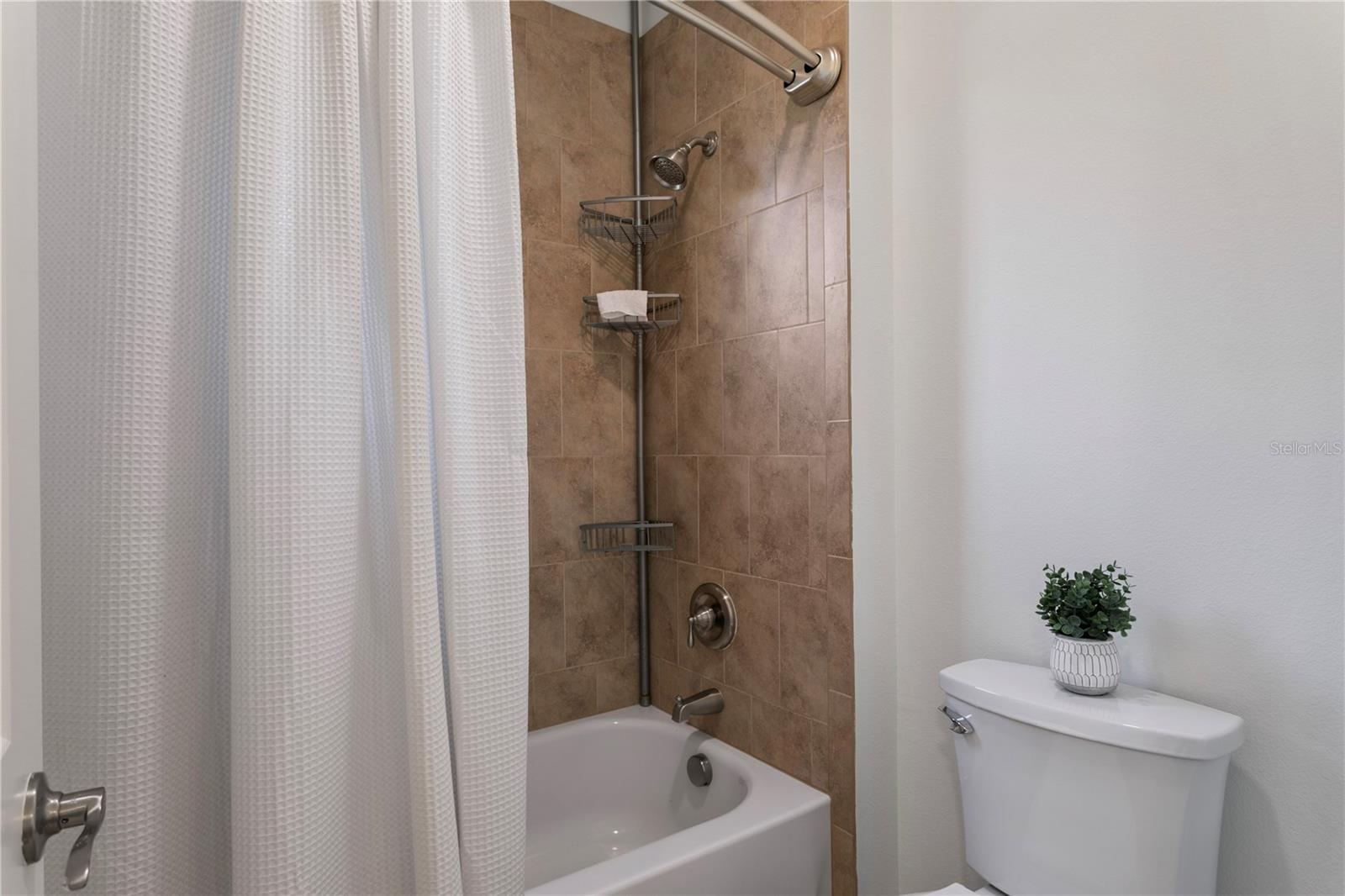 Image 42 of 67 For 2914 San Jose Street