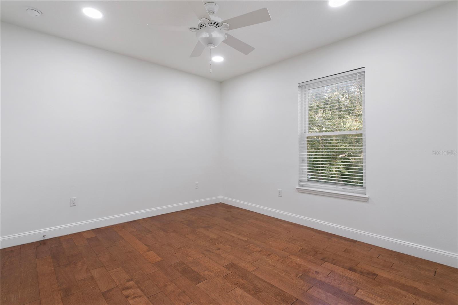 Image 51 of 67 For 2914 San Jose Street