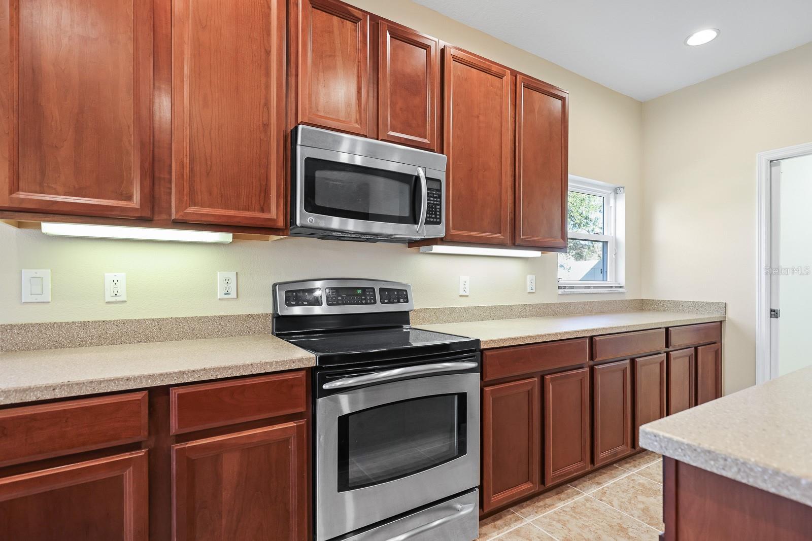 Image 13 of 36 For 624 Marion Hill Lane