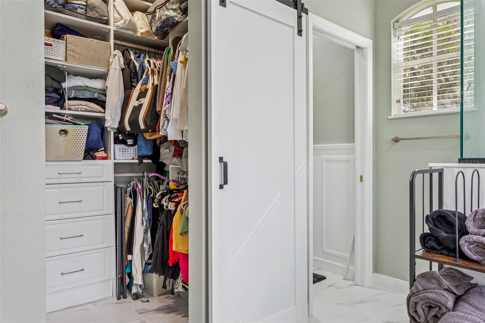 Image 36 of 50 For 21111 Lake Vienna Drive