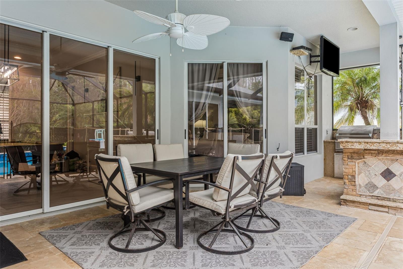 Image 39 of 50 For 21111 Lake Vienna Drive