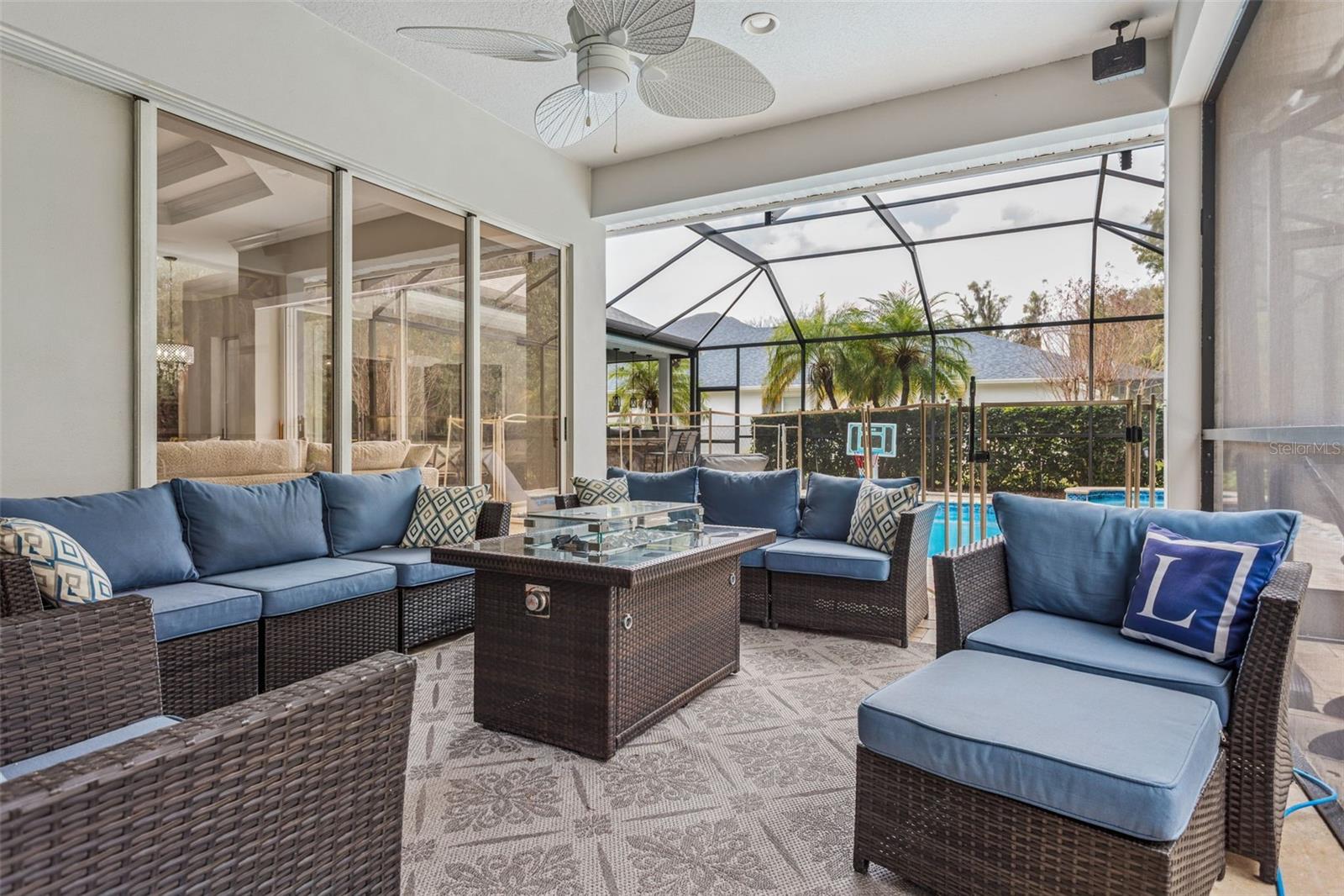 Image 44 of 50 For 21111 Lake Vienna Drive