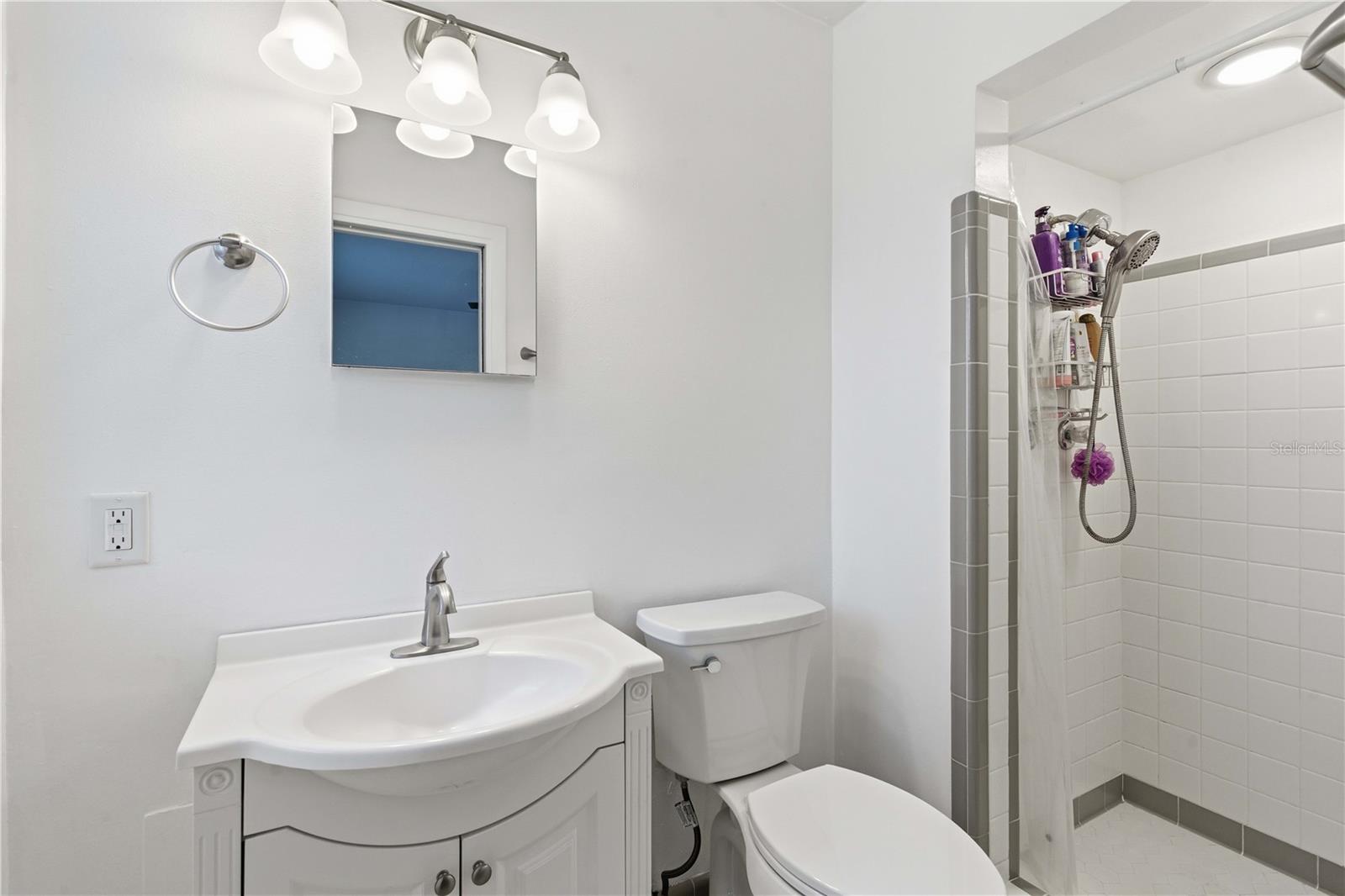 Image 30 of 50 For 1540 Walnut Street