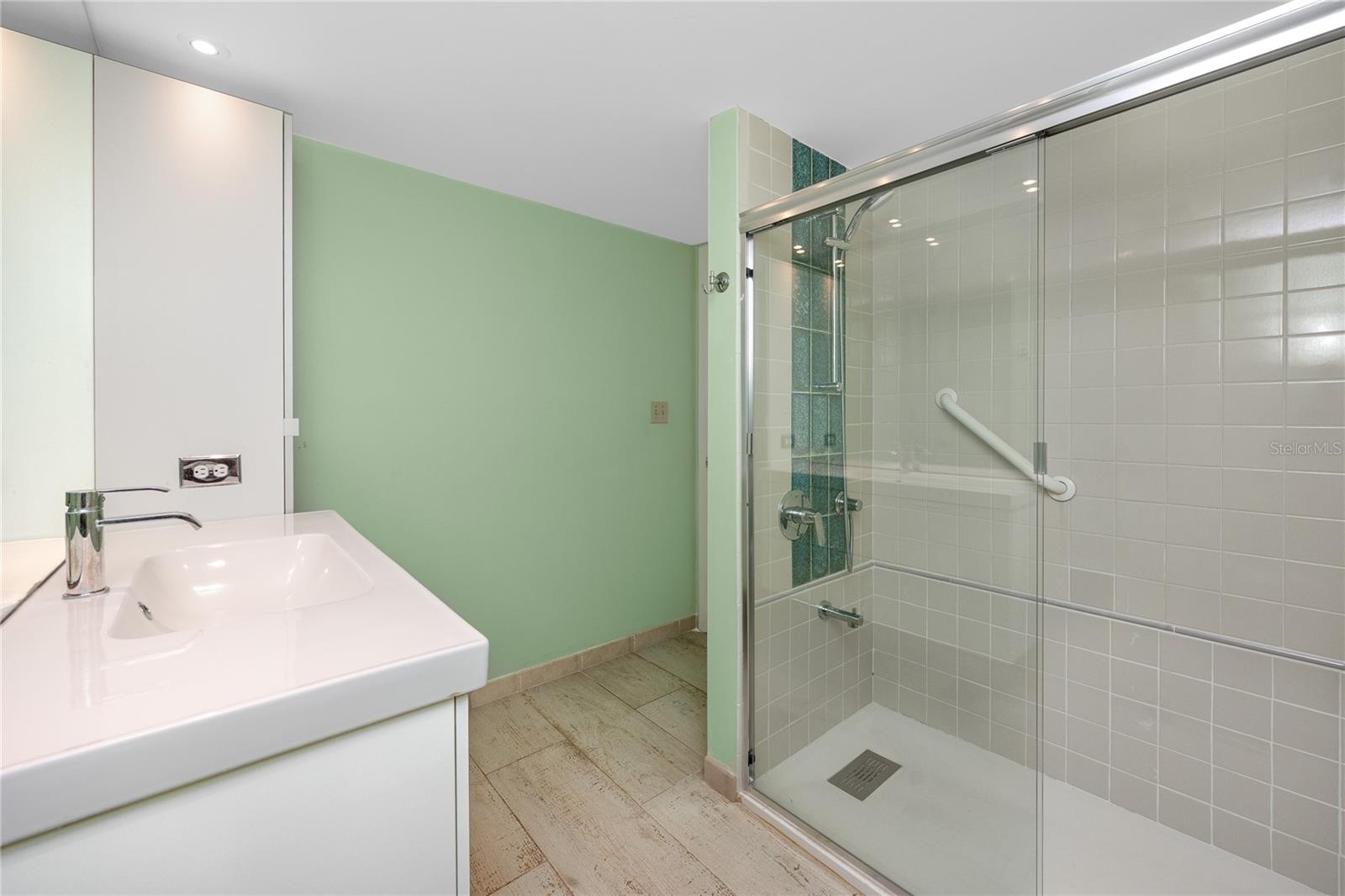 Image 25 of 38 For 3849 Staysail Lane