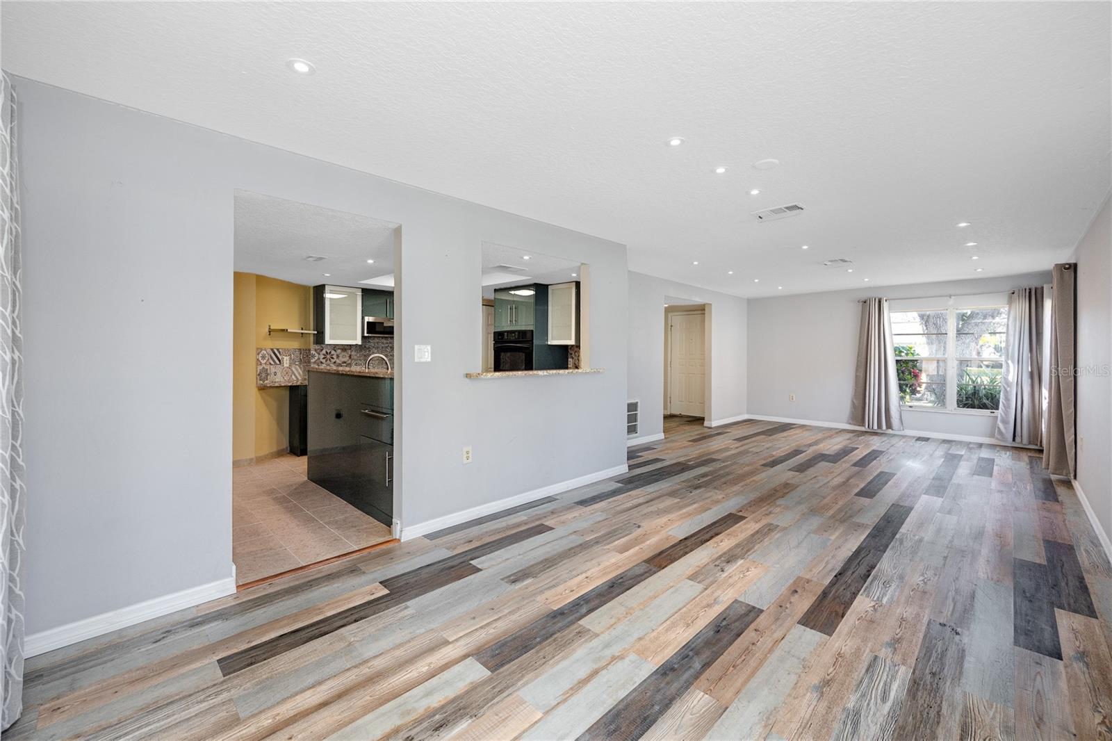 Image 9 of 38 For 3849 Staysail Lane