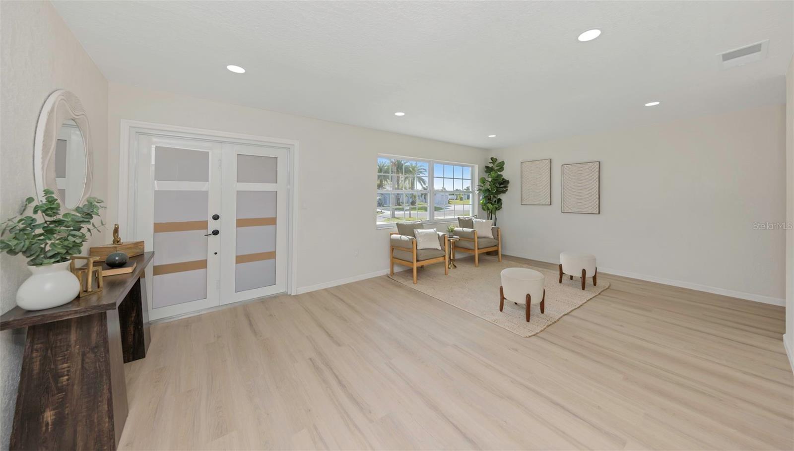 Listing photo id 15 for 11419 47th Avenue N