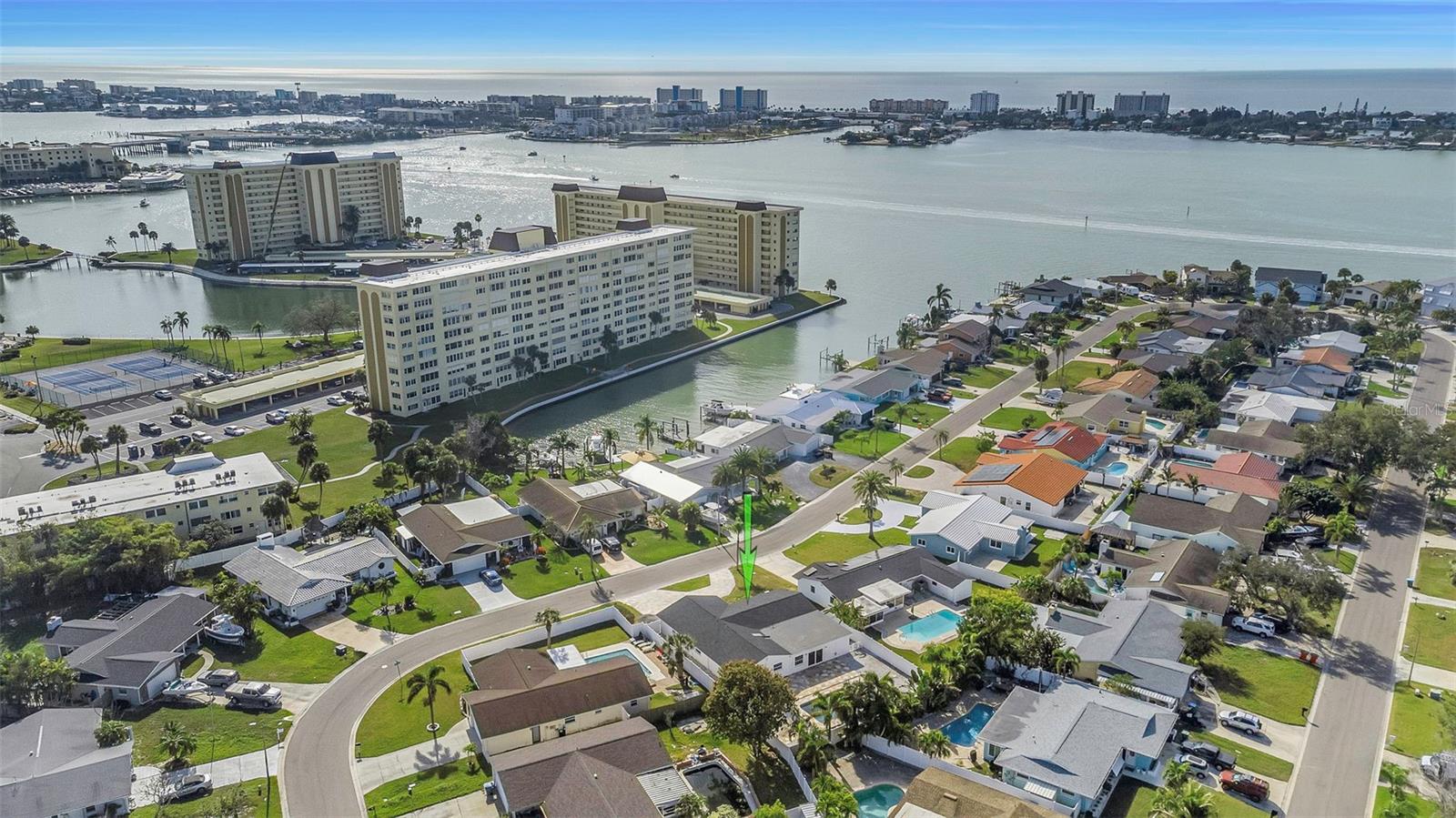 Listing photo id 88 for 11419 47th Avenue N