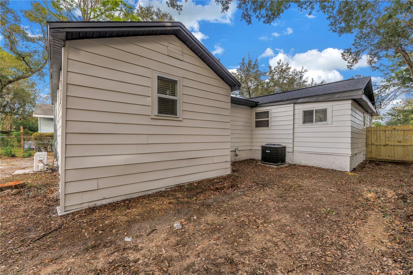 Image 35 of 42 For 8616 Orangeview Avenue