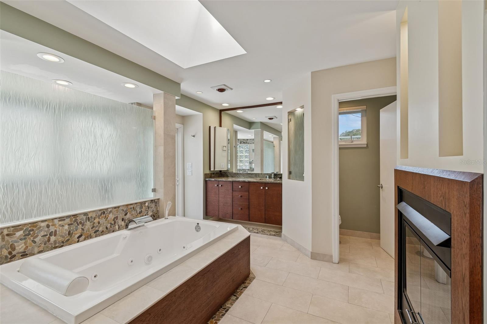 Image 41 of 60 For 248 Blanca Avenue