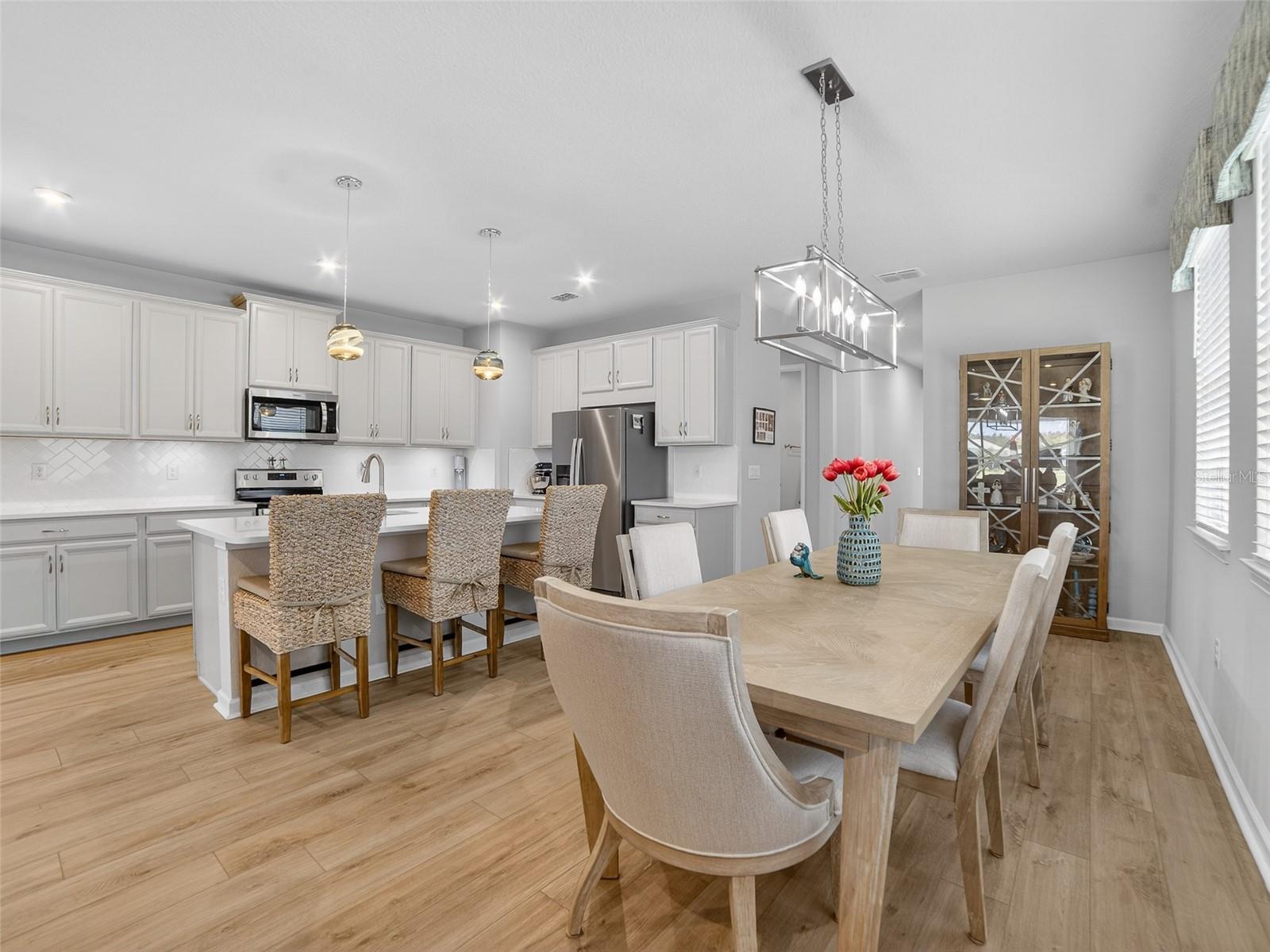 Image 16 of 50 For 3760 Maxwell Park Drive