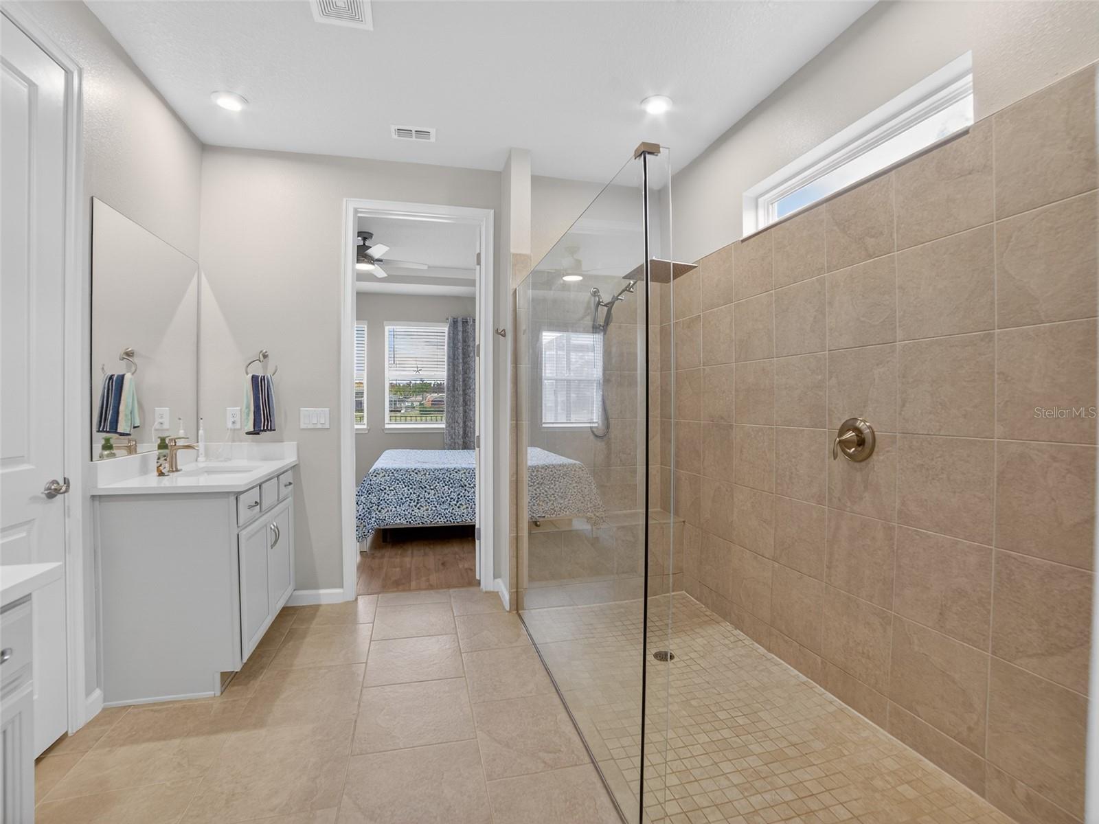 Image 22 of 50 For 3760 Maxwell Park Drive