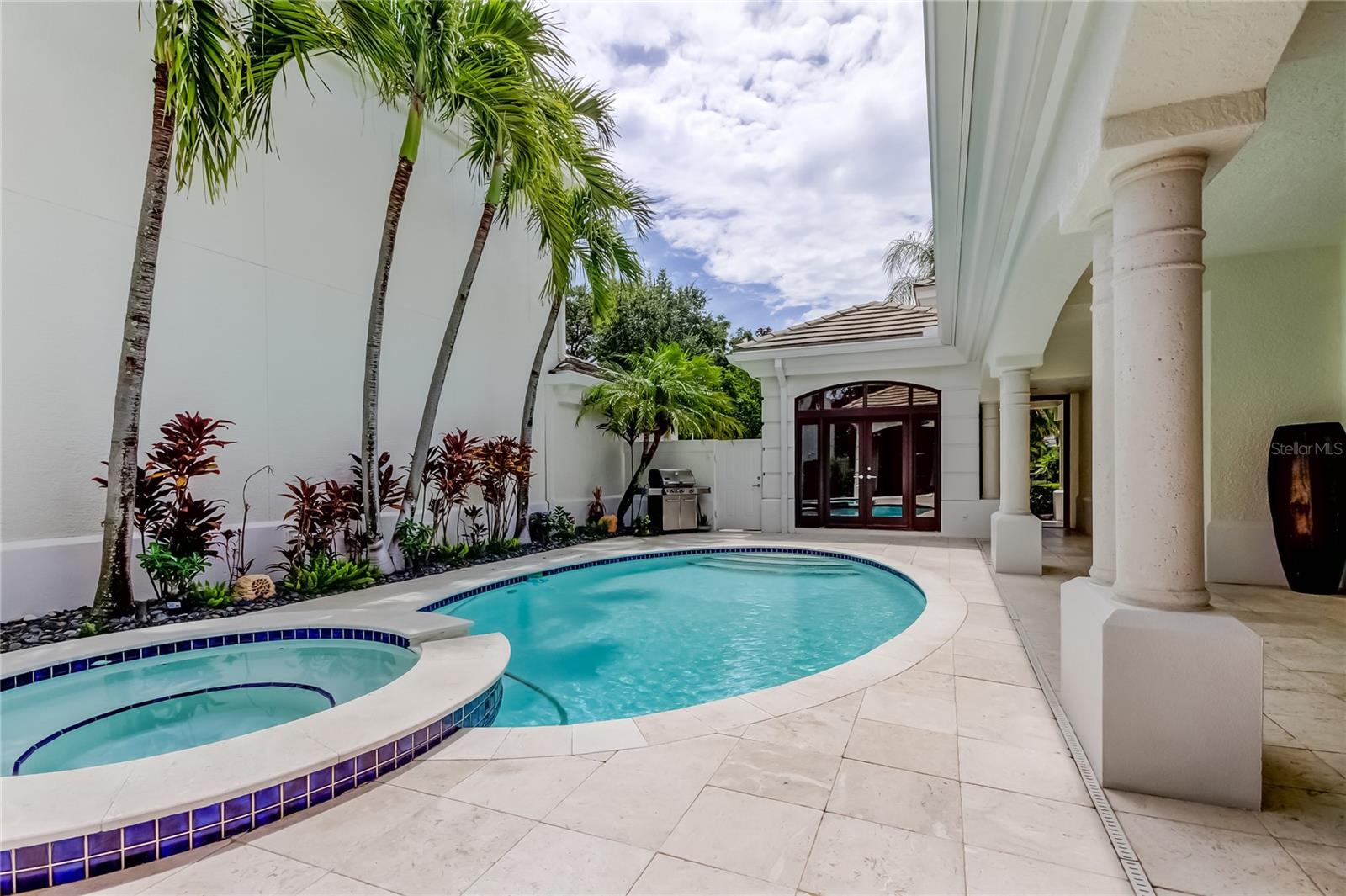 Image 16 of 82 For 905 Mooring Circle