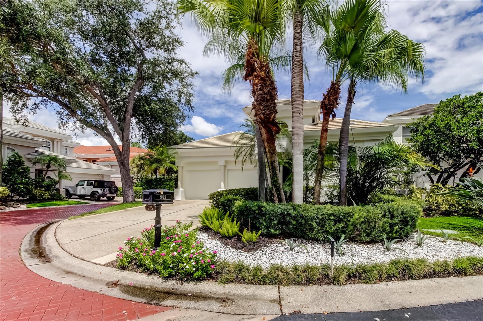 Image 18 of 82 For 905 Mooring Circle