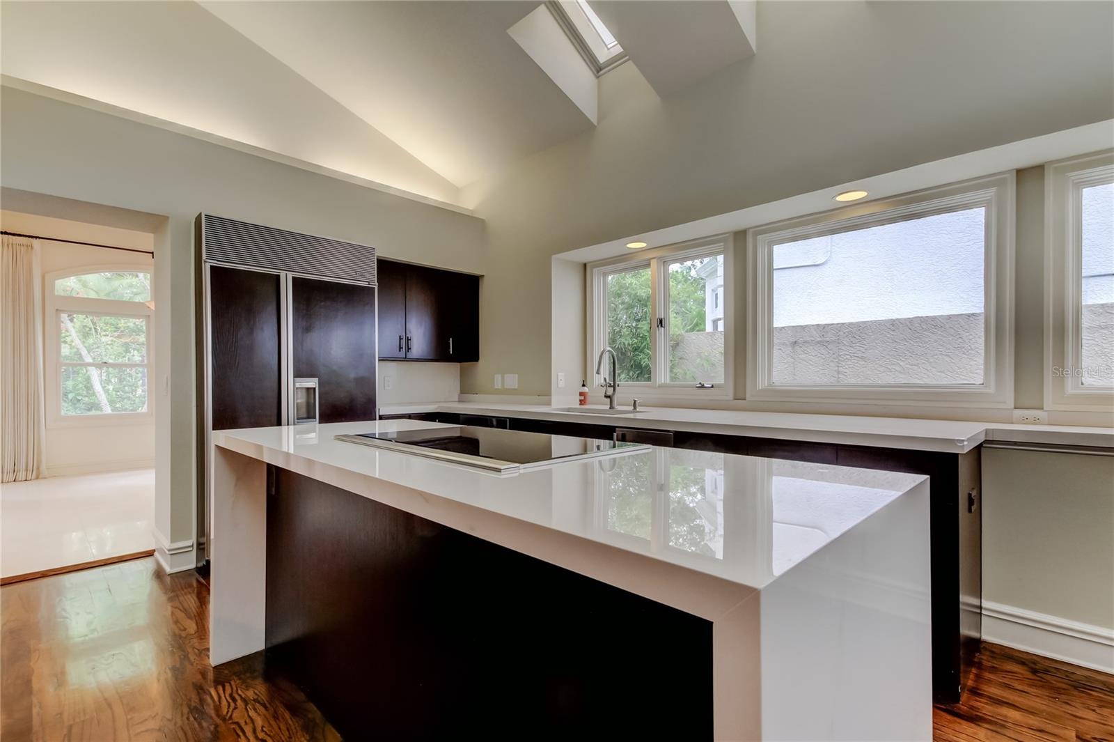 Image 24 of 82 For 905 Mooring Circle