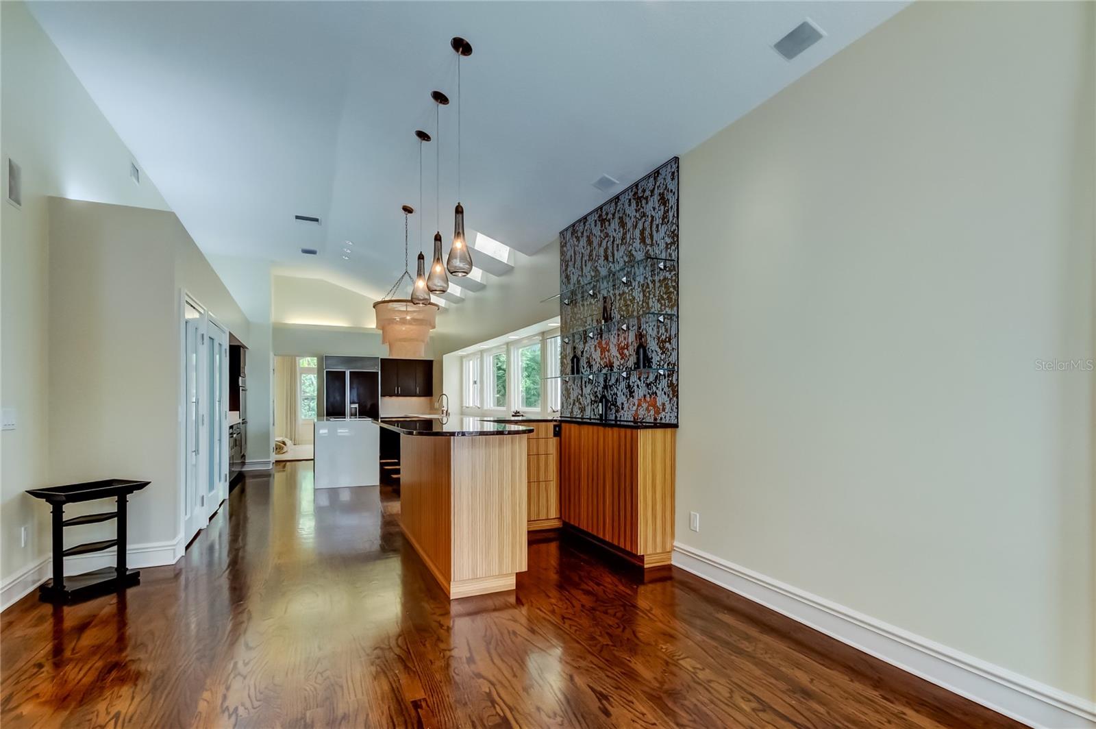 Image 28 of 82 For 905 Mooring Circle