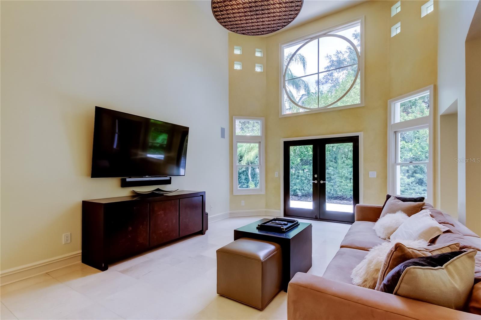 Image 39 of 82 For 905 Mooring Circle