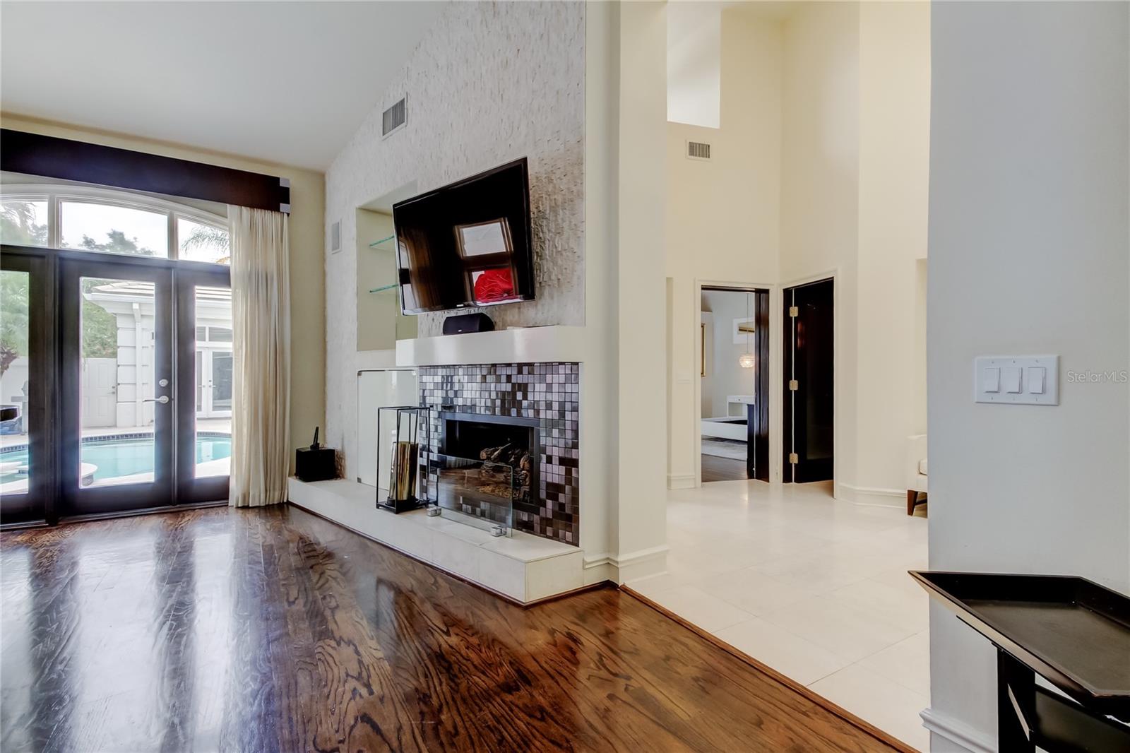 Image 43 of 82 For 905 Mooring Circle