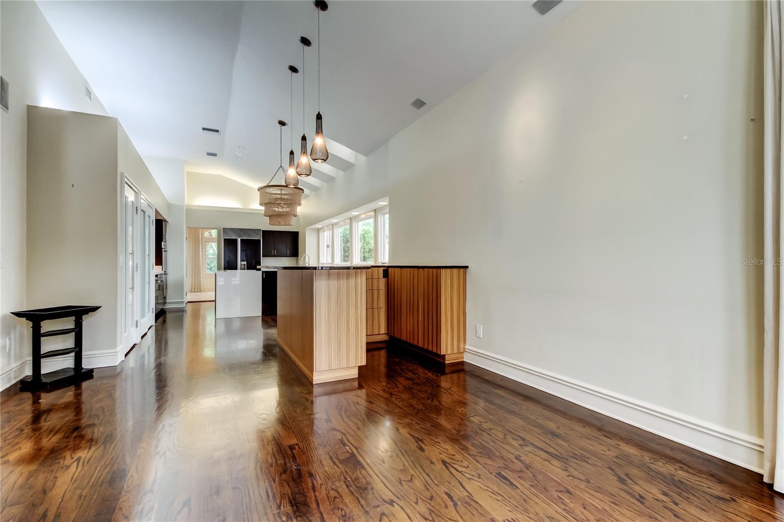 Image 44 of 82 For 905 Mooring Circle