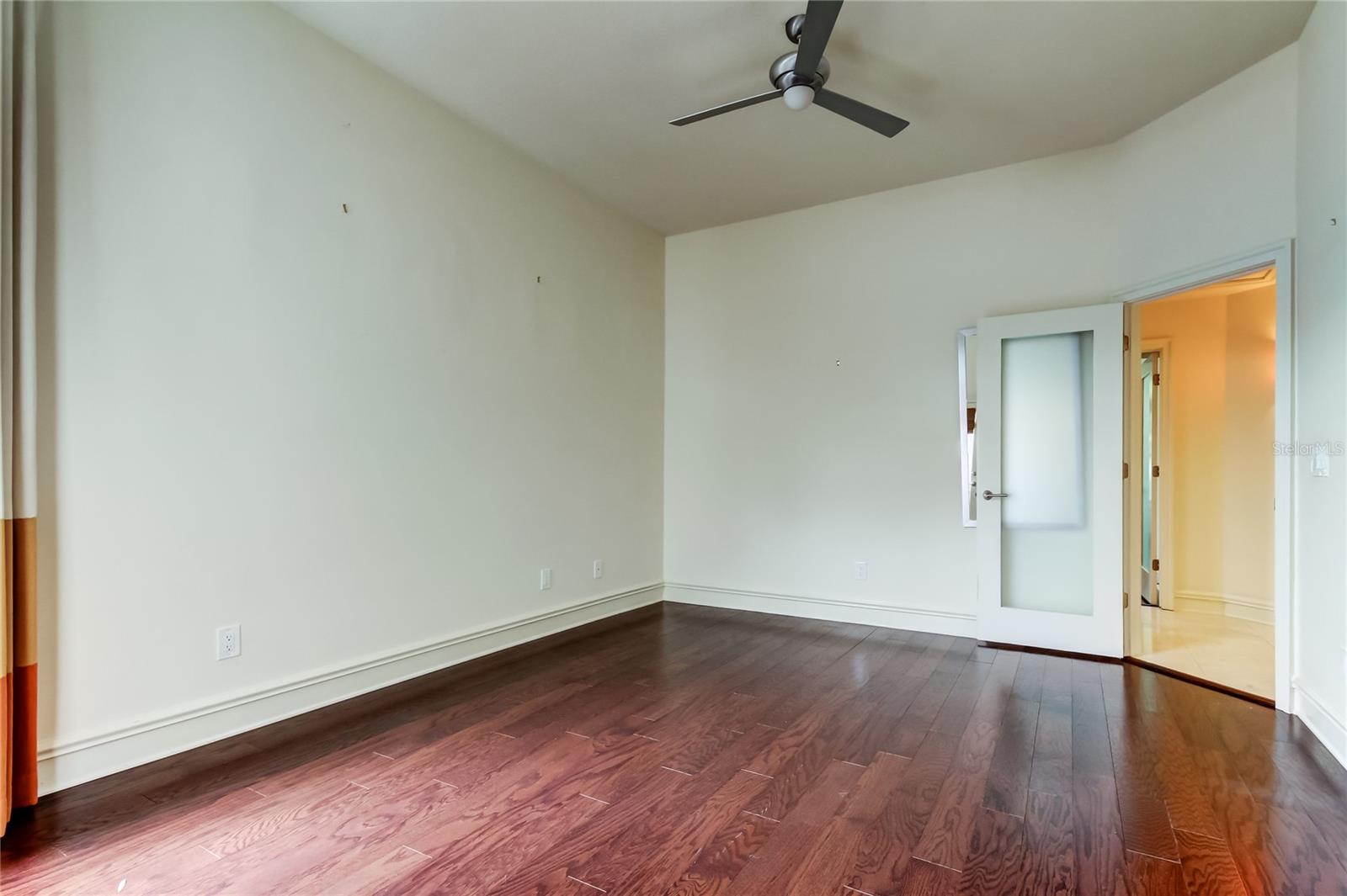 Image 52 of 82 For 905 Mooring Circle