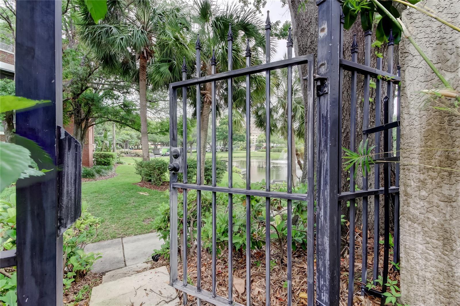 Image 80 of 82 For 905 Mooring Circle