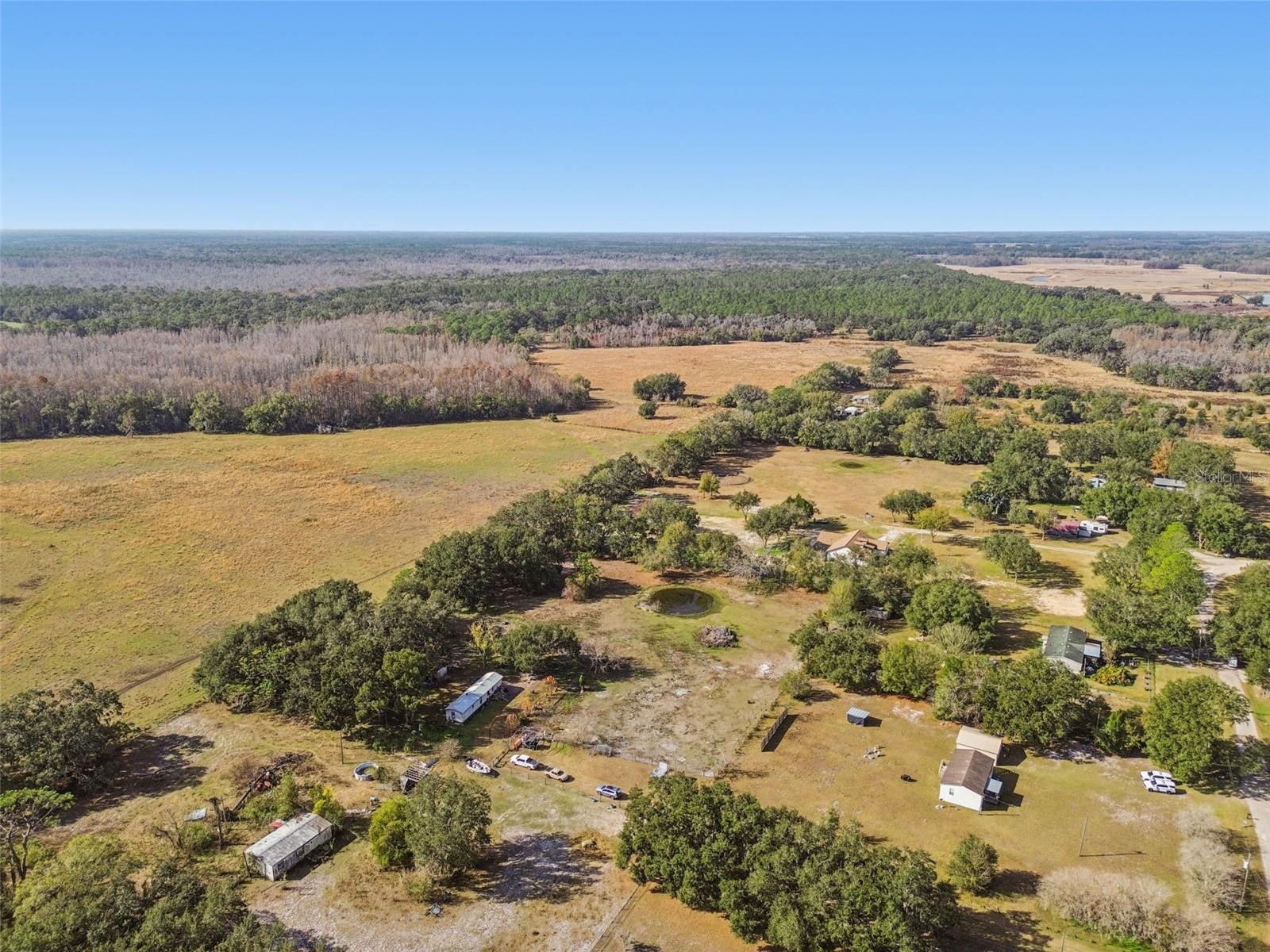 Listing photo id 11 for 28538 Rice Road