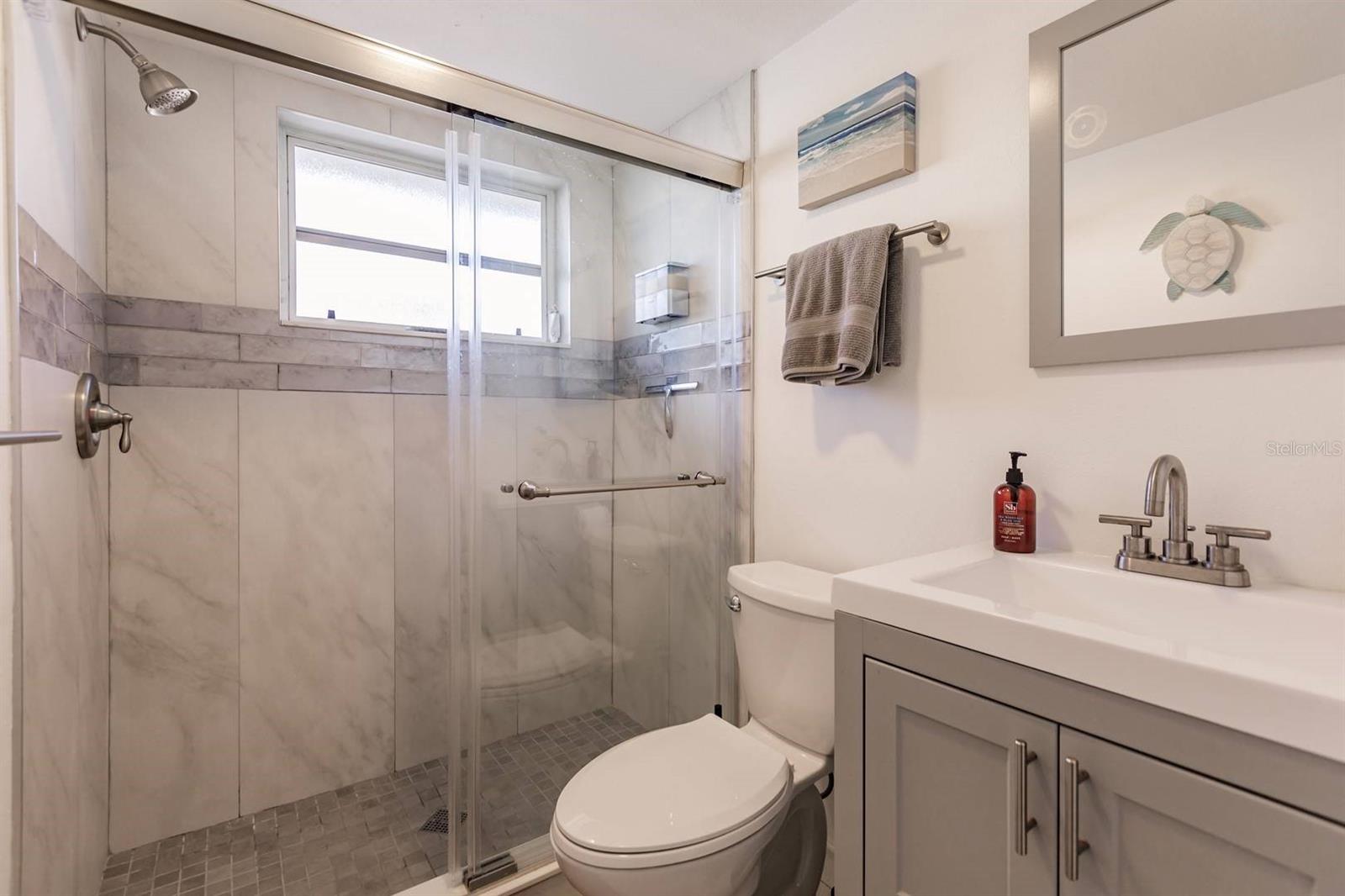 Image 8 of 15 For 6006 Midnight Pass Road 2