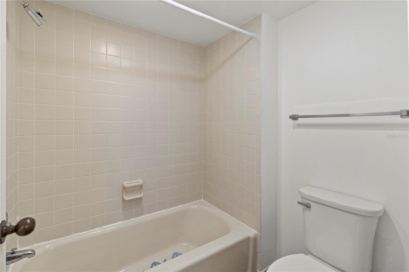 Image 23 of 67 For 723 Bayport Way 723