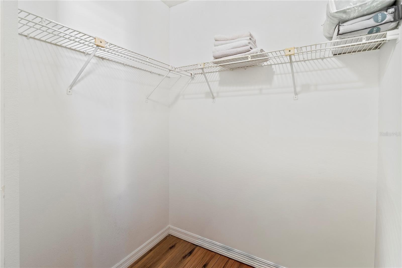 Image 28 of 67 For 723 Bayport Way 723