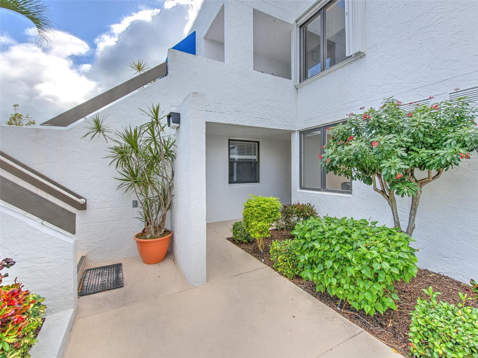 Image 3 of 67 For 723 Bayport Way 723