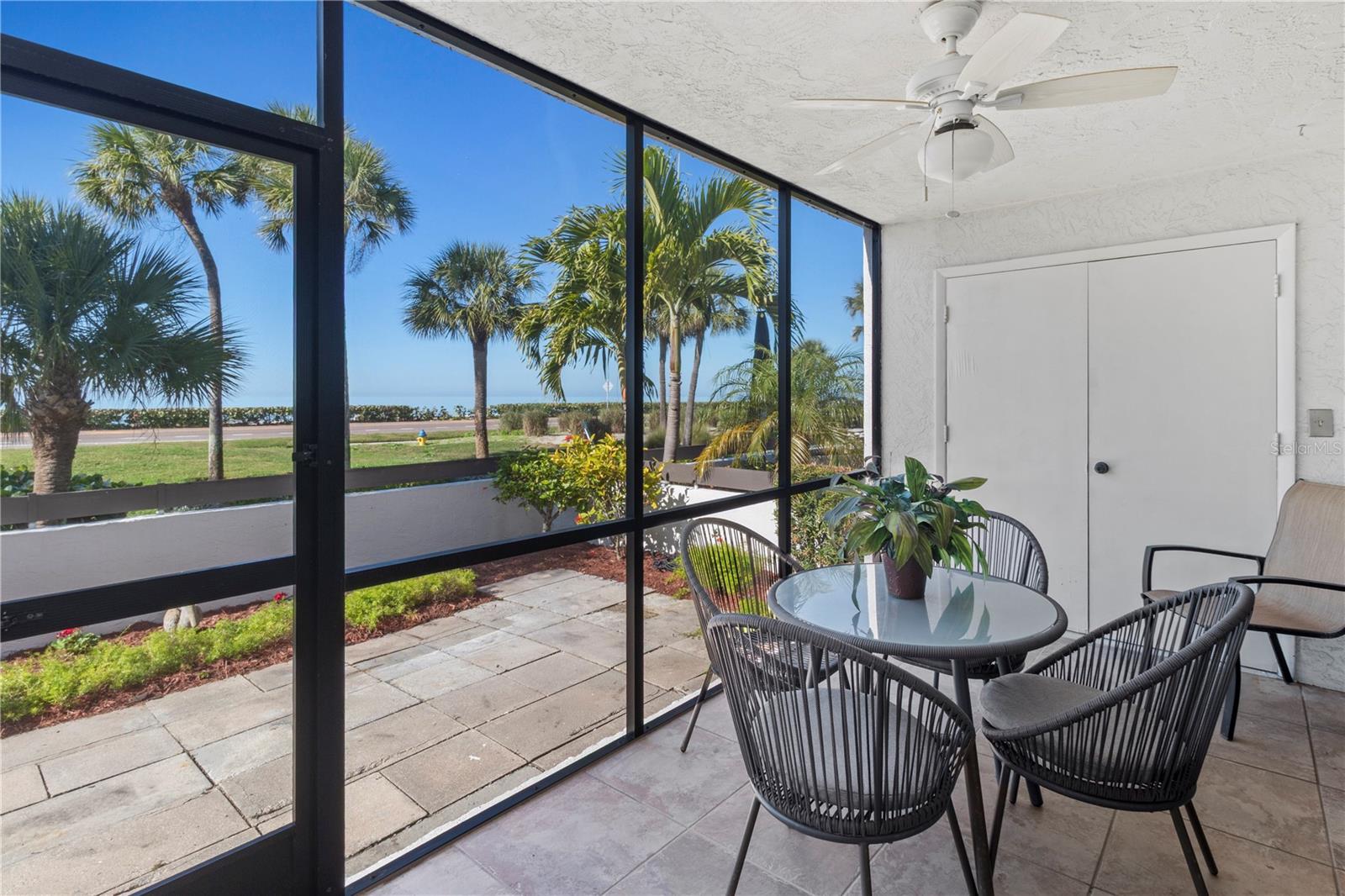 Image 31 of 67 For 723 Bayport Way 723