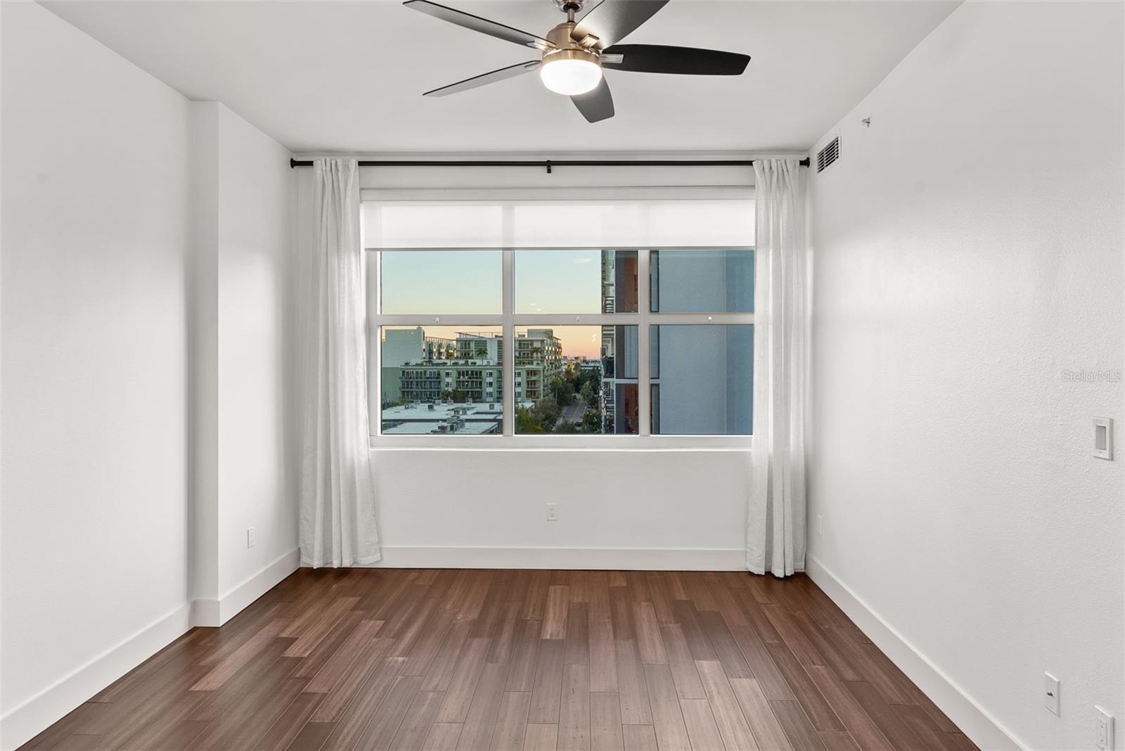 Image 18 of 44 For 1208 Kennedy Boulevard 618