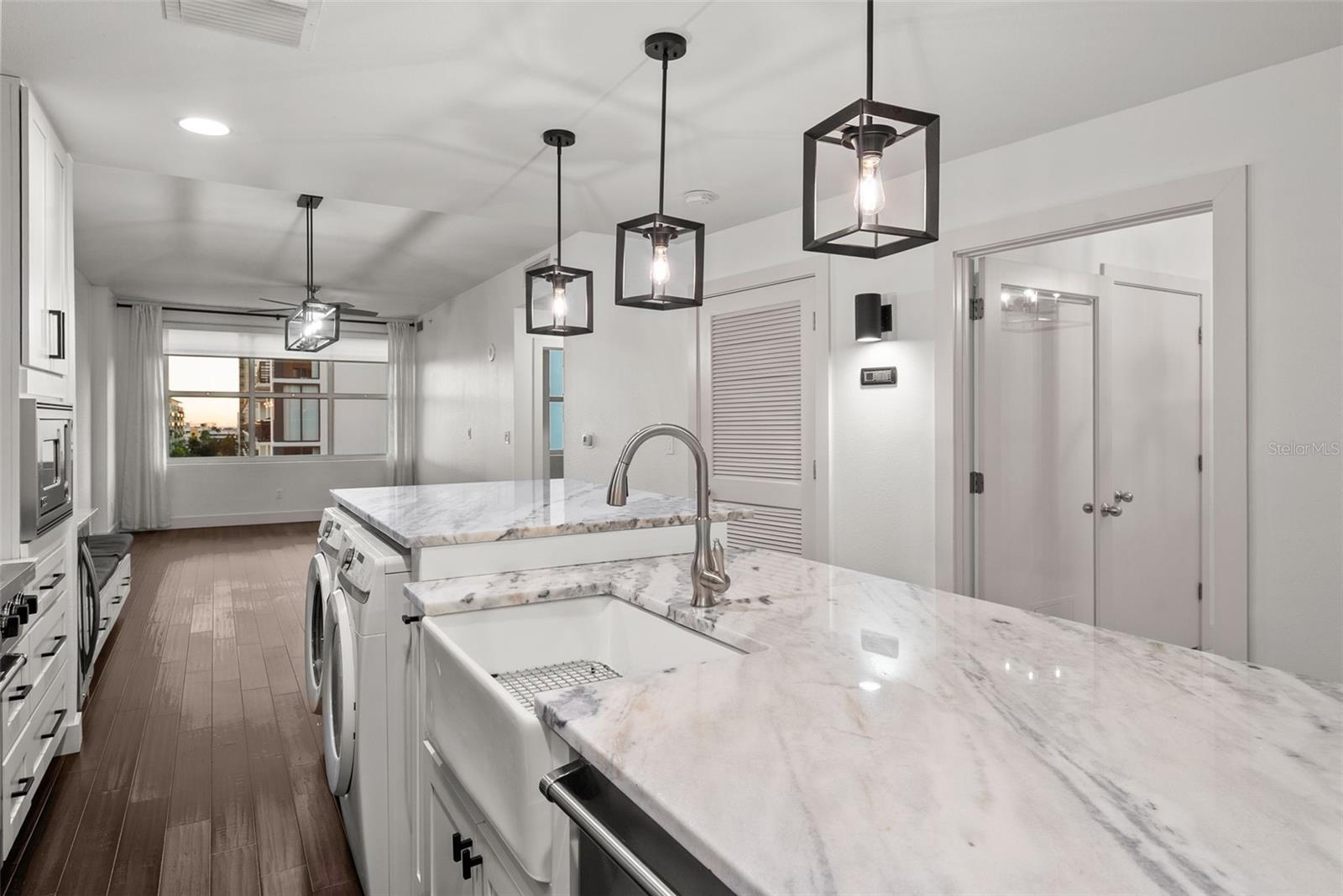 Image 7 of 44 For 1208 Kennedy Boulevard 618