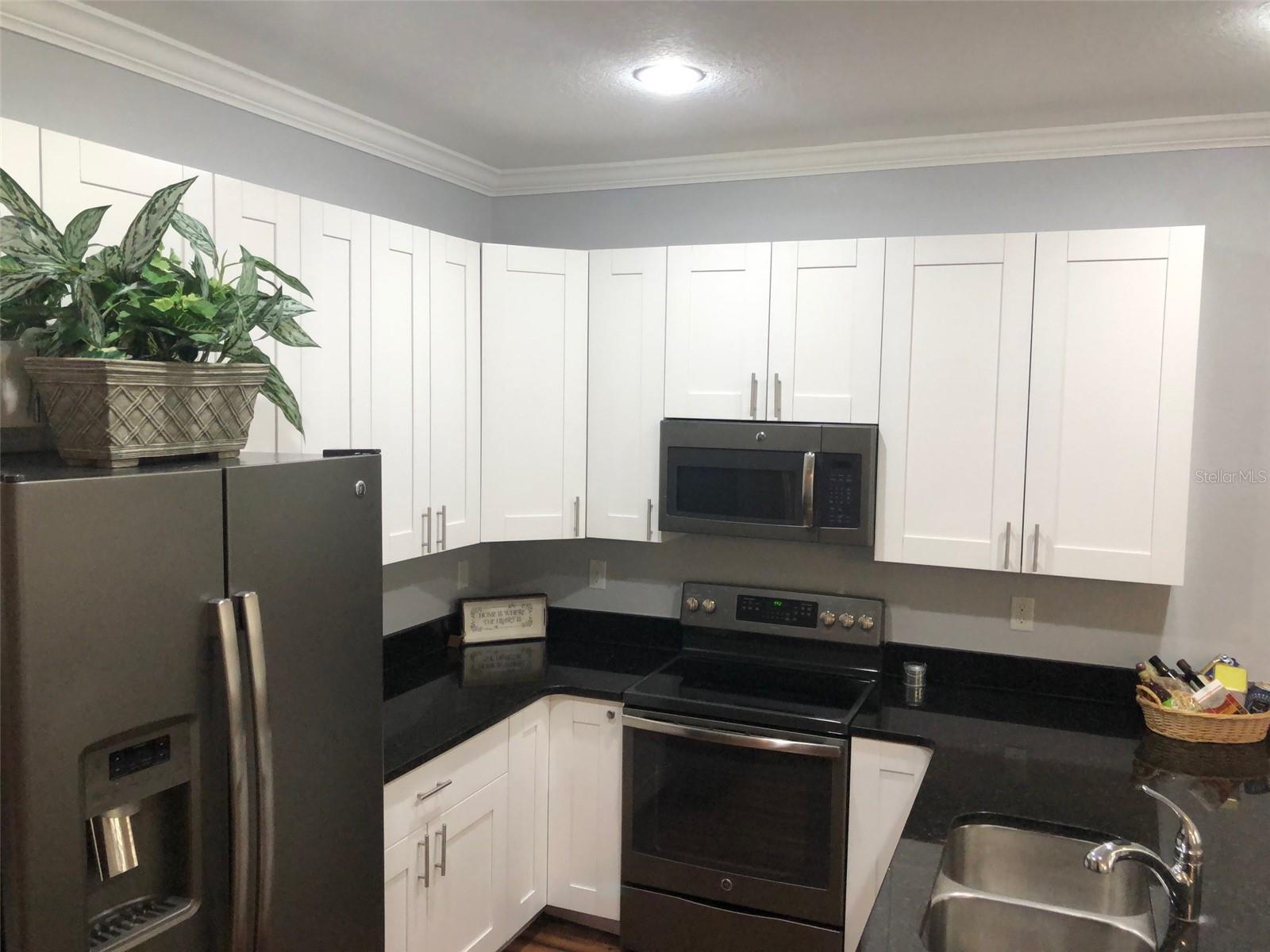 Image 3 of 15 For 6921 Interbay Boulevard 4