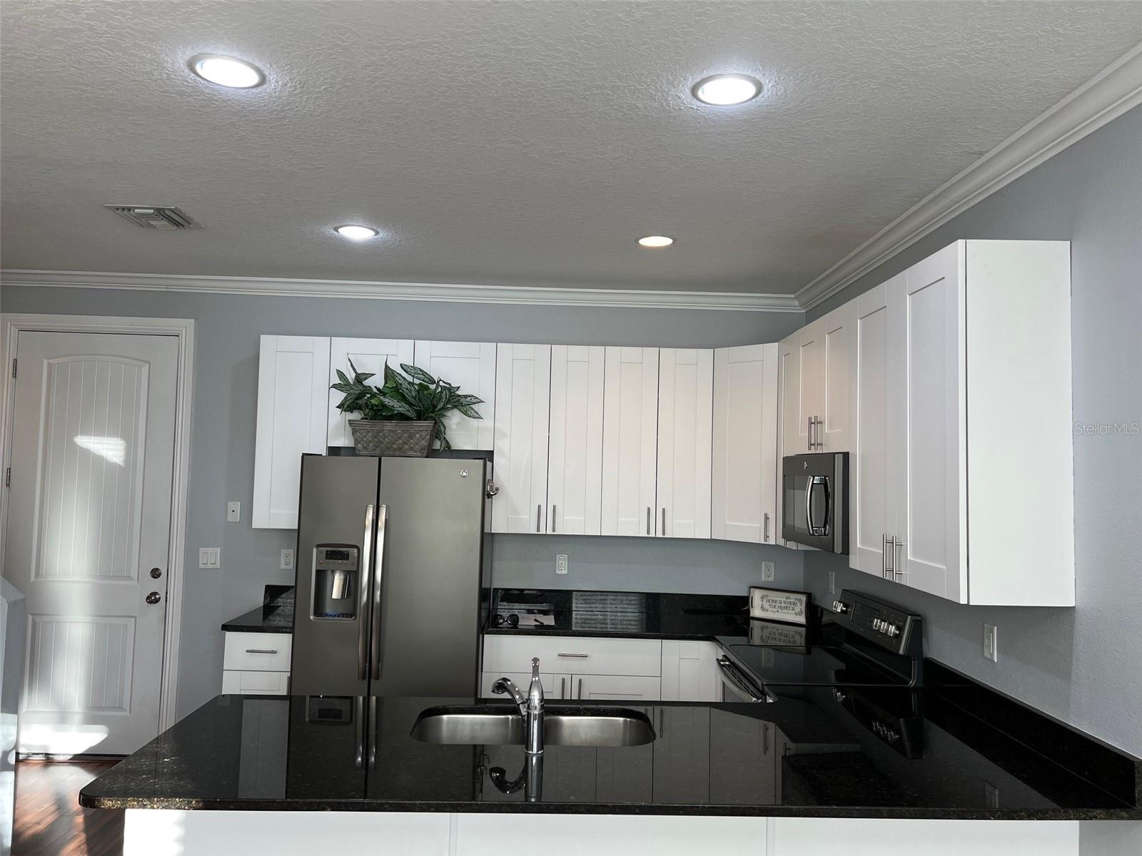 Image 6 of 15 For 6921 Interbay Boulevard 4