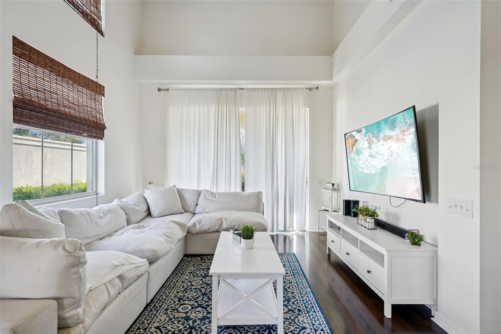 Image 20 of 49 For 6642 82nd Terrace N