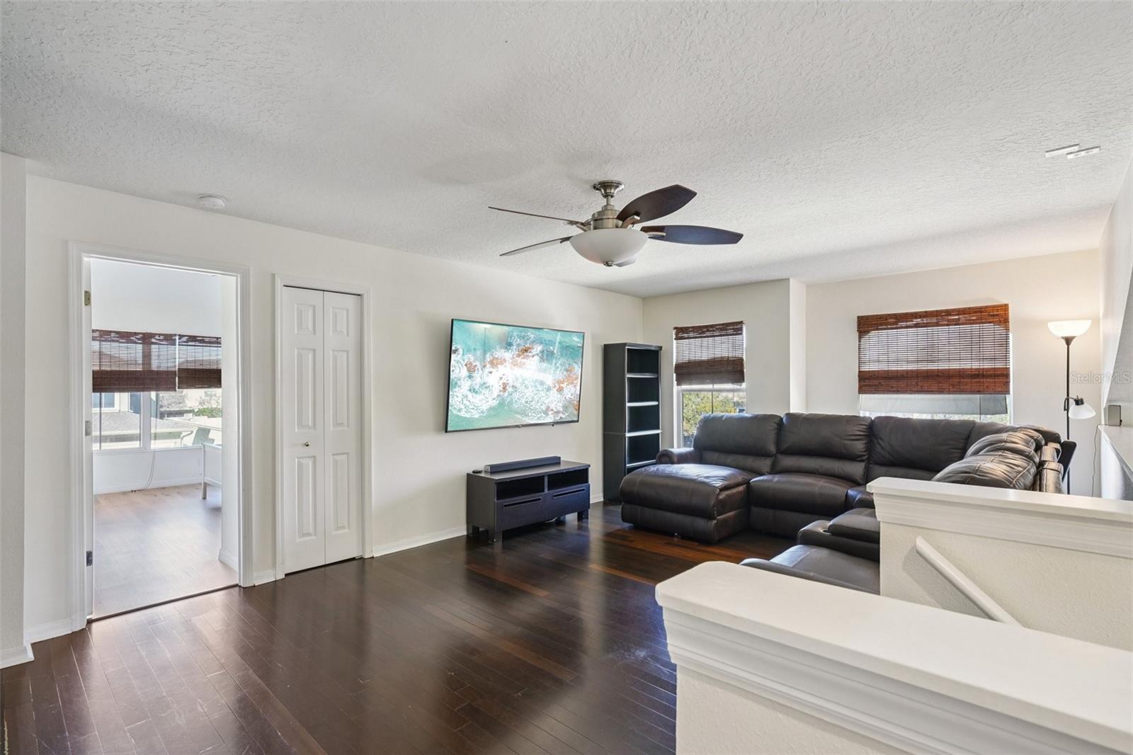 Image 32 of 49 For 6642 82nd Terrace N