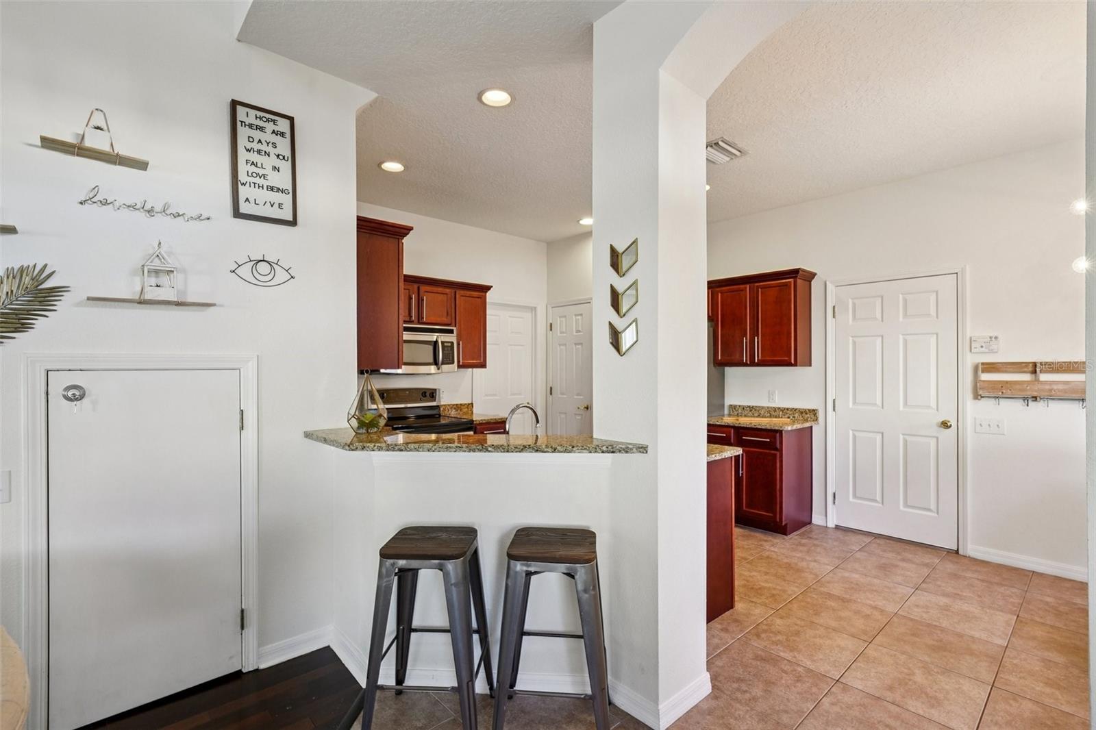 Image 6 of 49 For 6642 82nd Terrace N