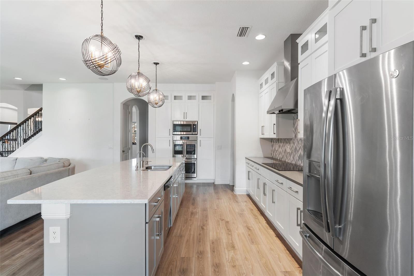 Image 14 of 41 For 913 Buckhurst Drive