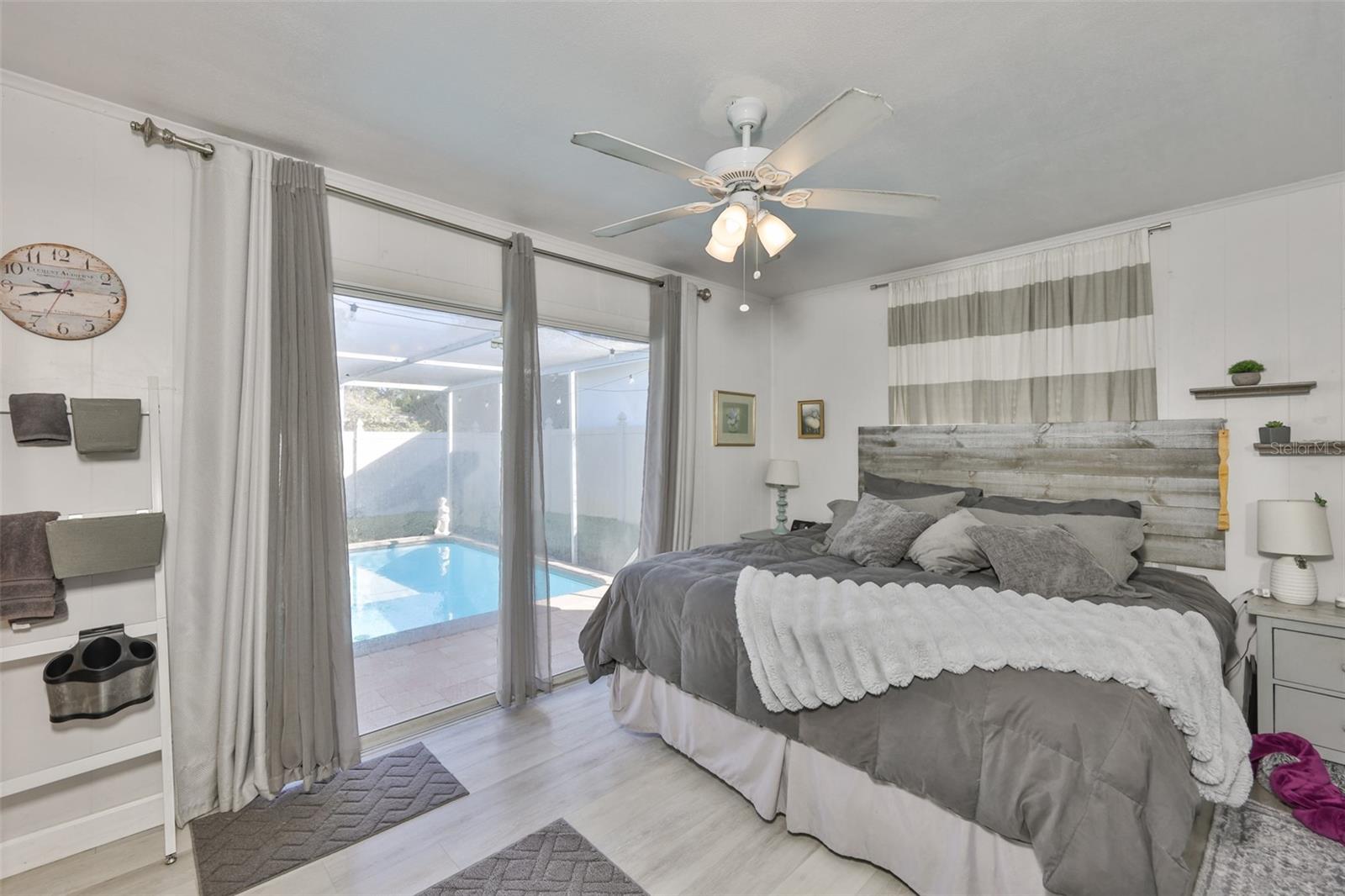 Image 16 of 36 For 13931 Dominica Drive