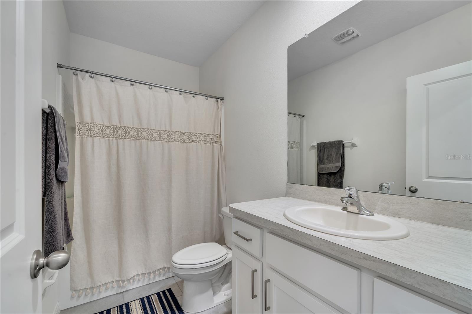 Image 17 of 49 For 2916 Peony Prairie Lane