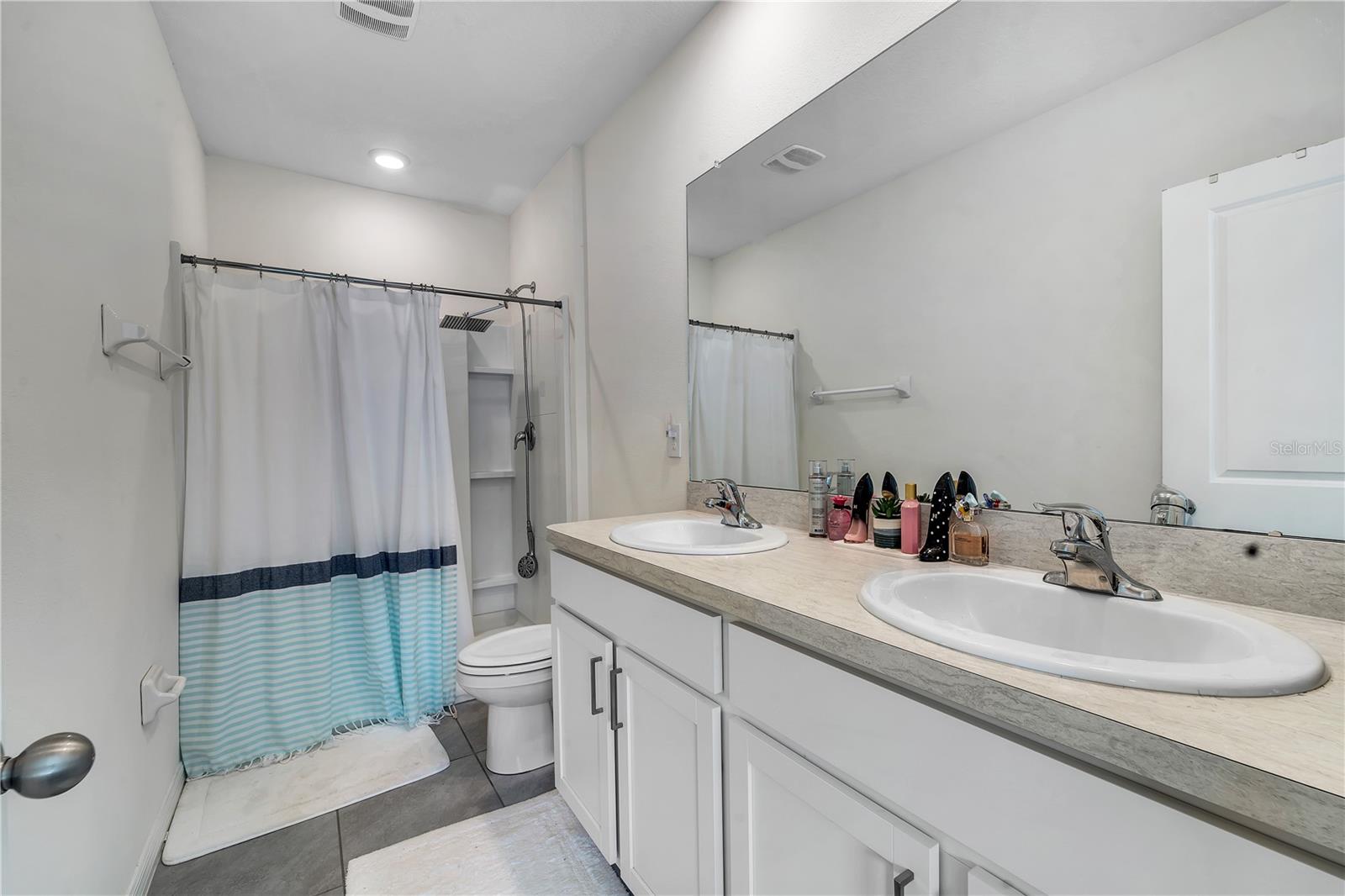 Image 21 of 49 For 2916 Peony Prairie Lane