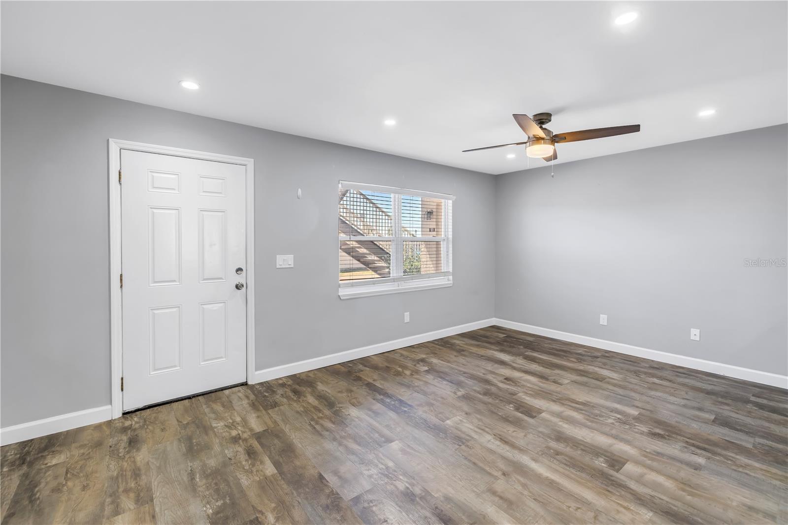 Image 13 of 30 For 9105 Hillsborough Avenue I102